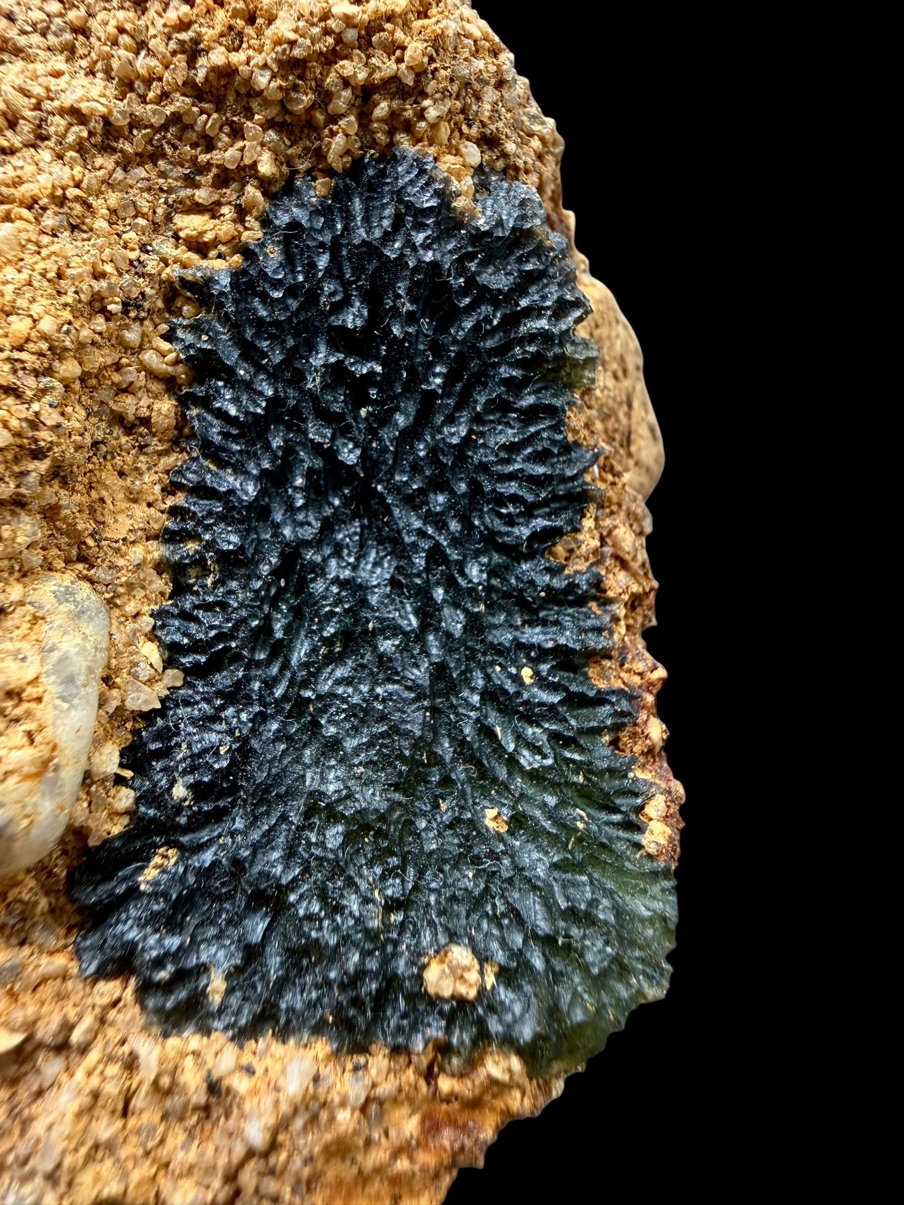 Moldavite in the sediment – Nesmen - INS065