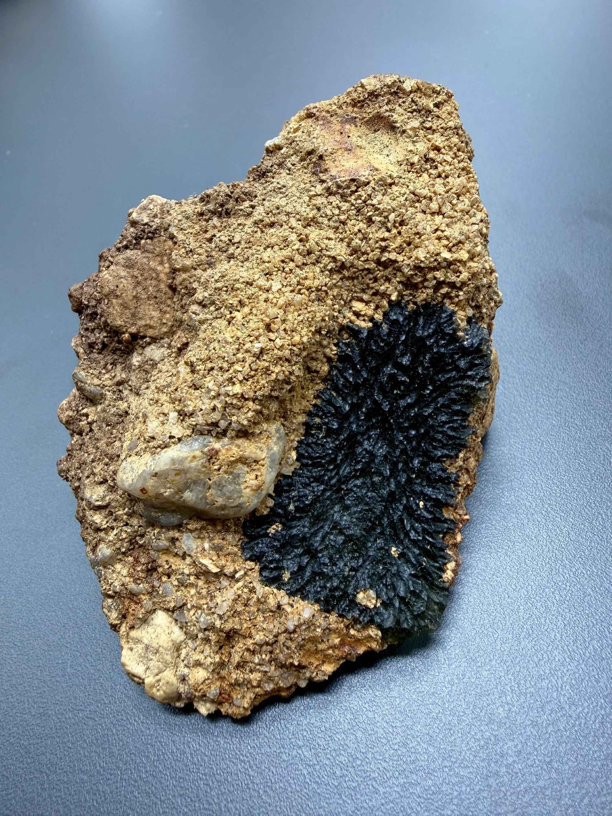 Moldavite nel sedimento – Nesmen - INS065