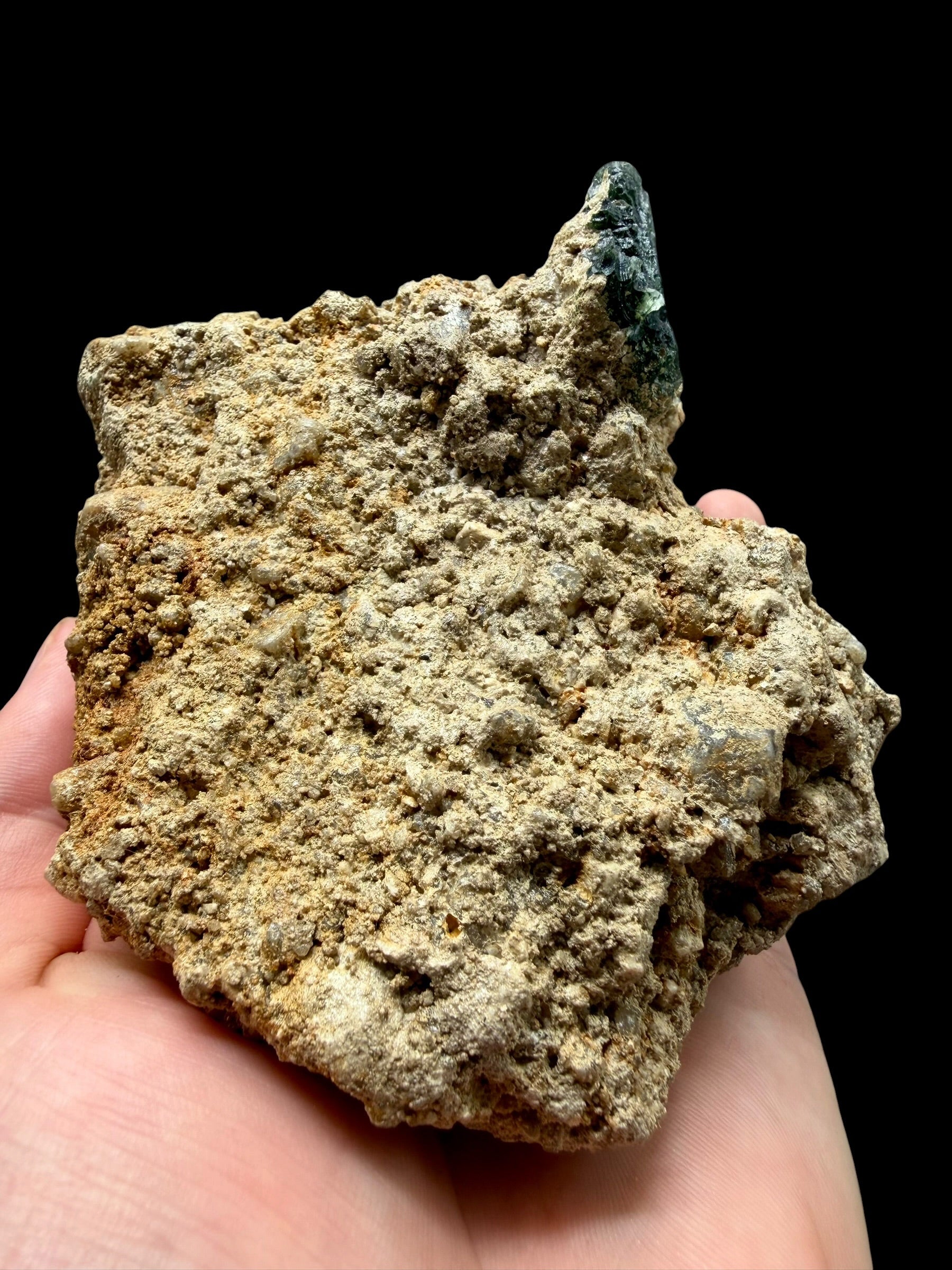 Moldavite in the sediment – Pariz - INS067