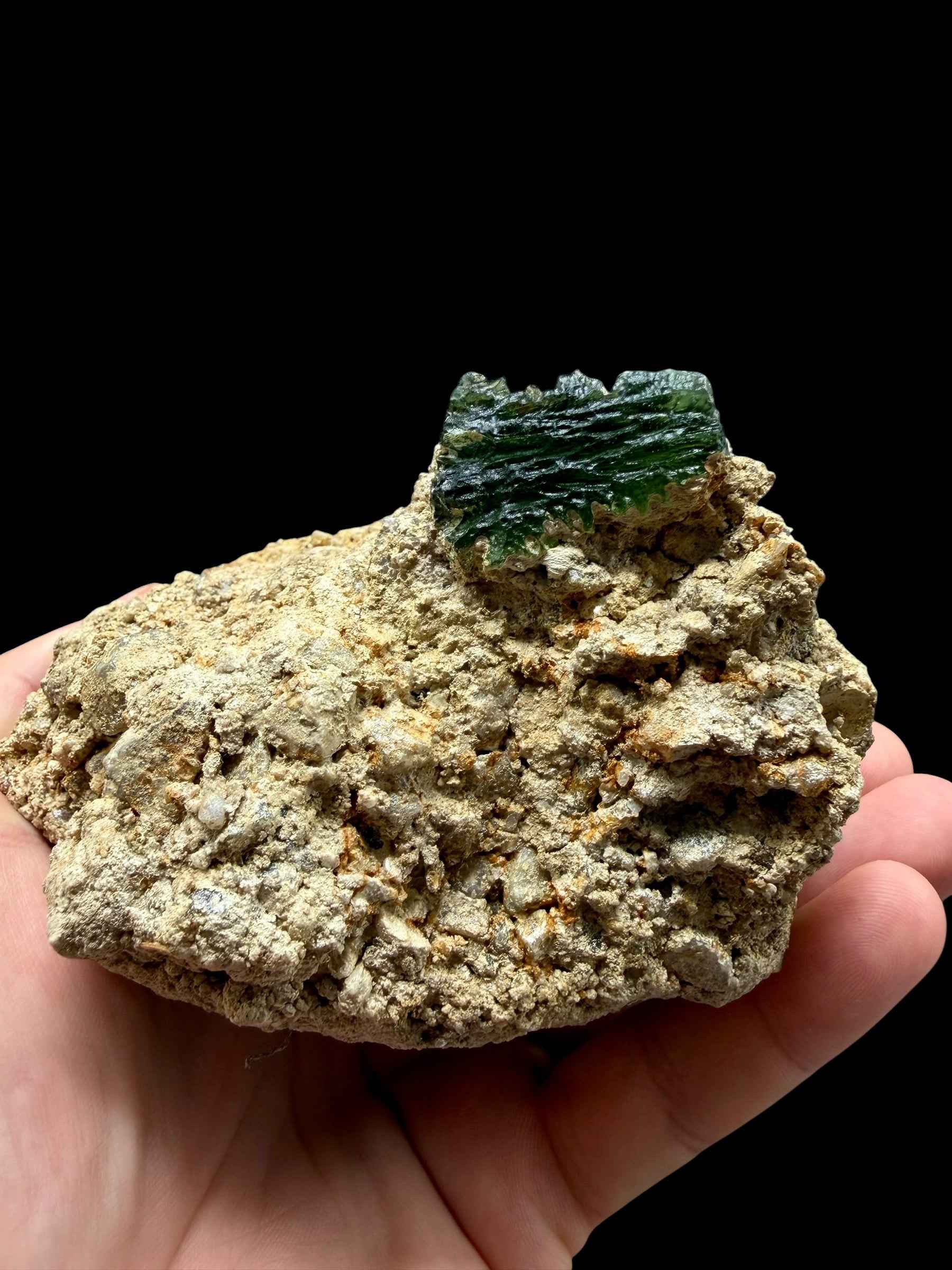 Moldavite nel sedimento – Pariz - INS067