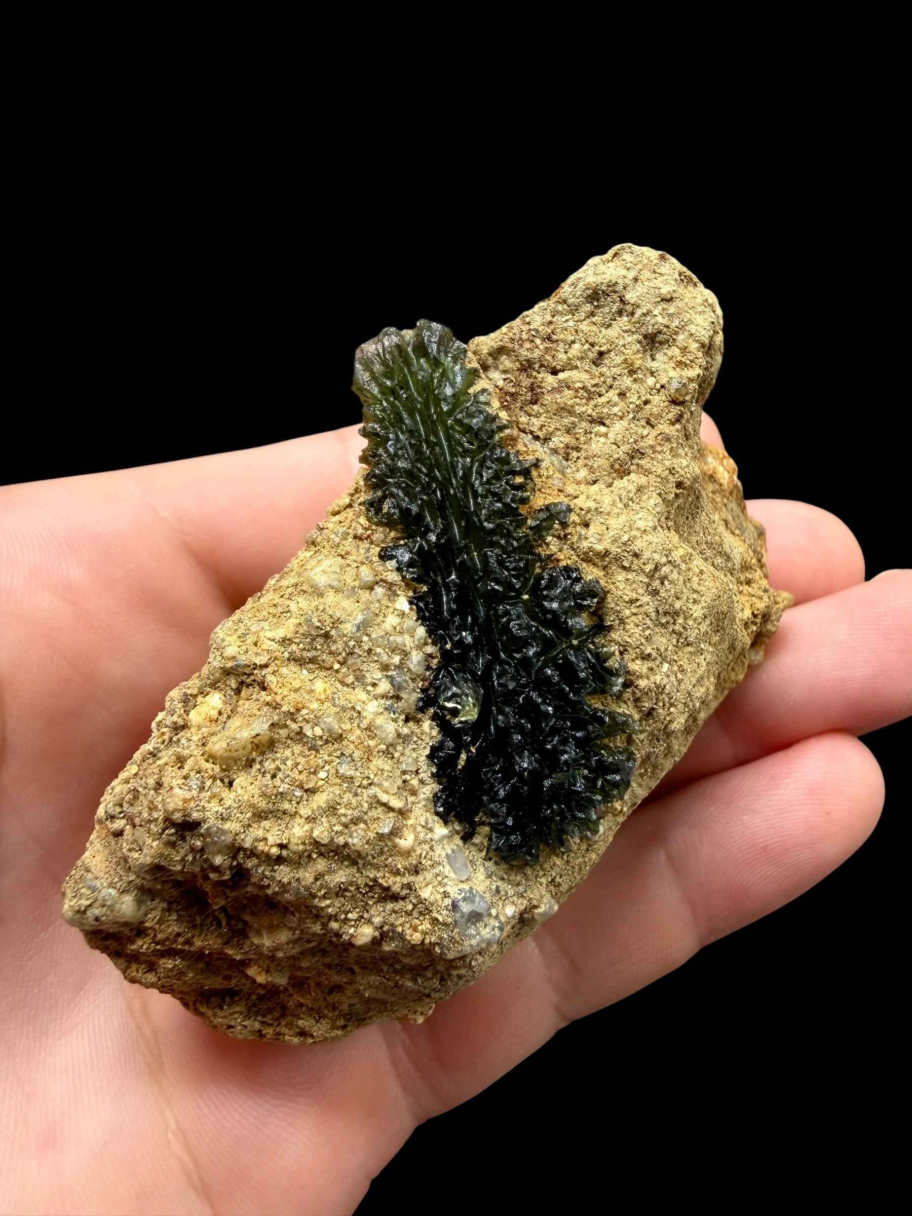 Moldavite nel sedimento – Nesmen - Prasecak - INS069