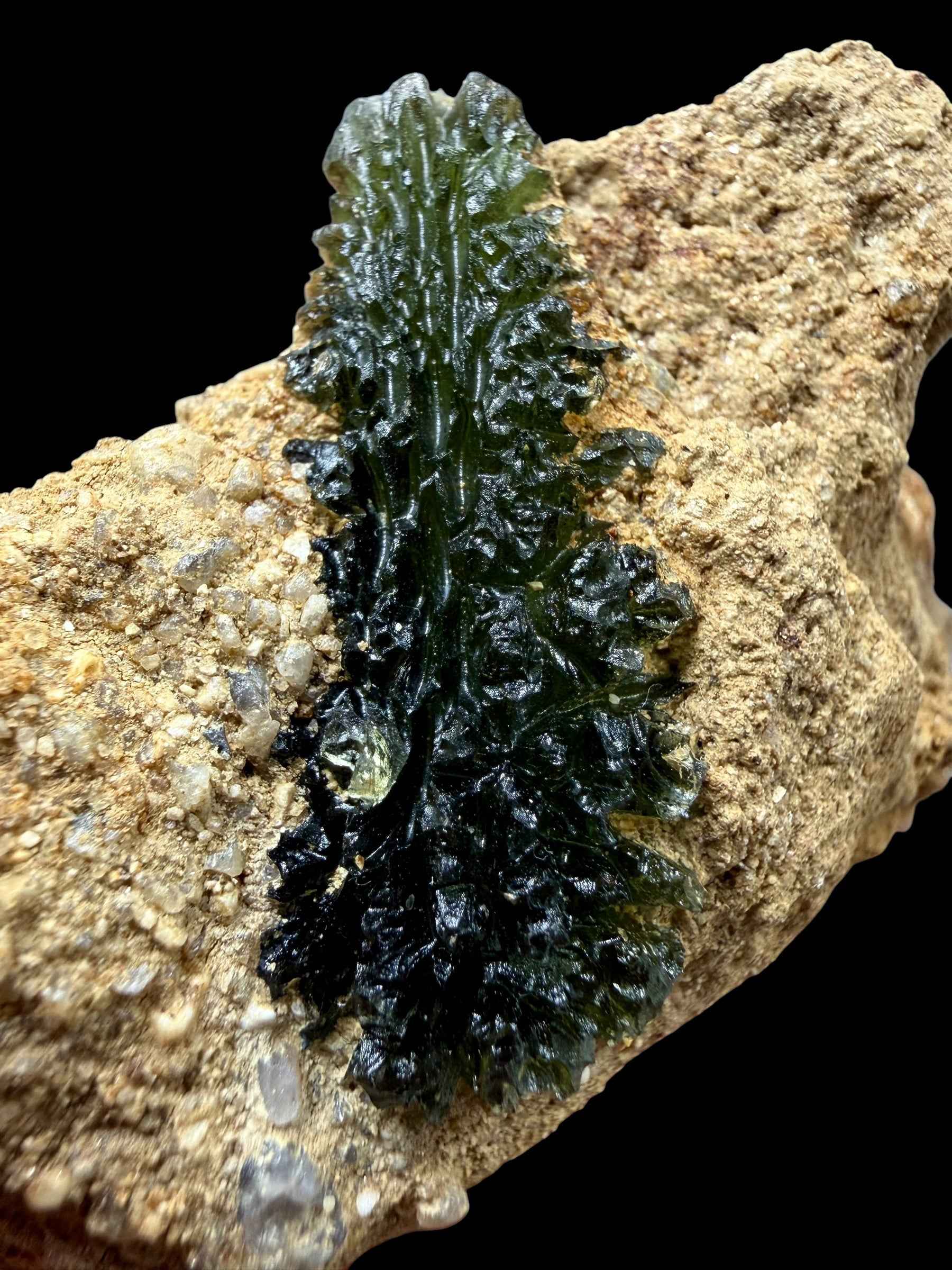 Moldavite nel sedimento – Nesmen - Prasecak - INS069