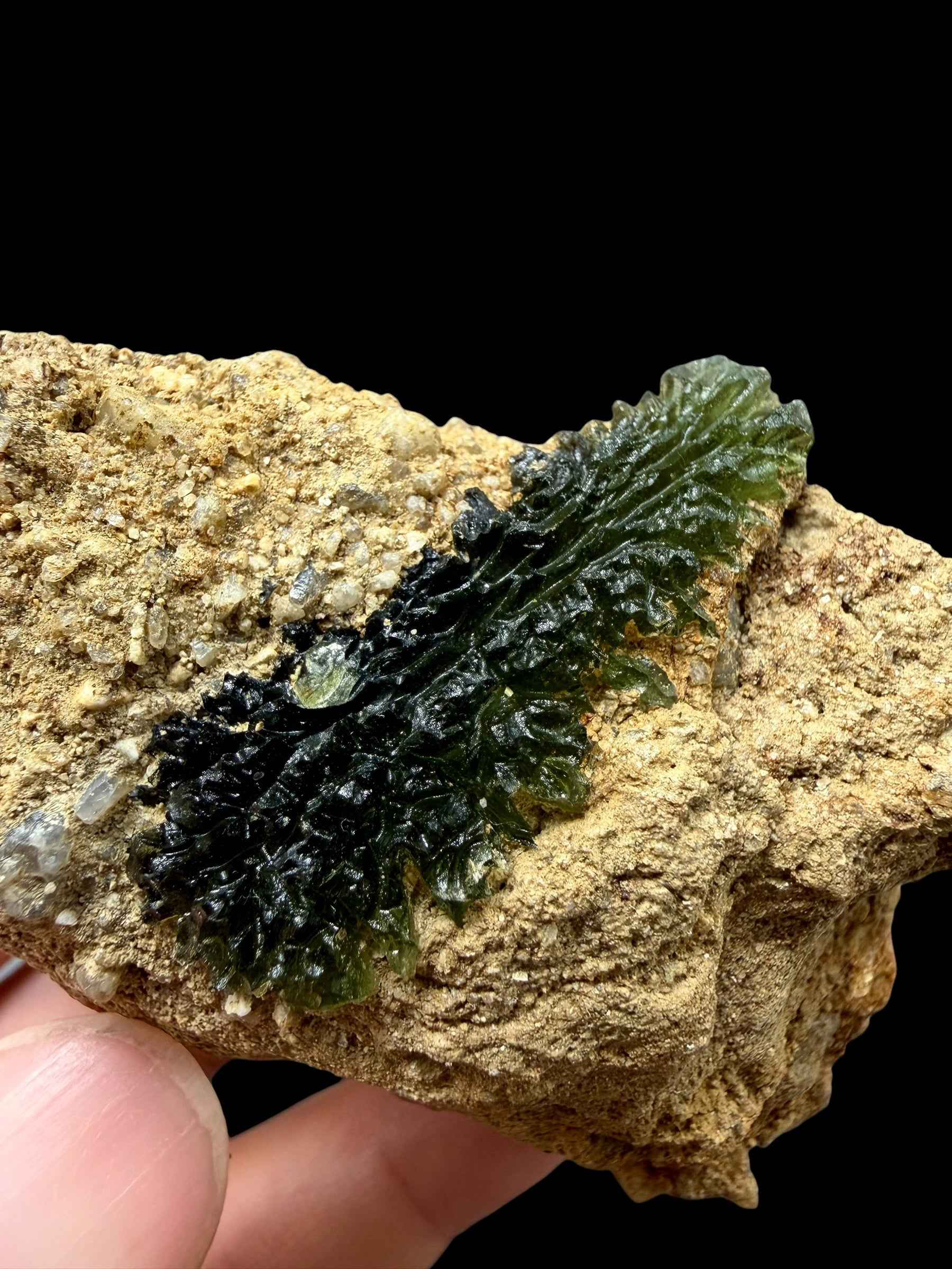 Moldavite nel sedimento – Nesmen - Prasecak - INS069