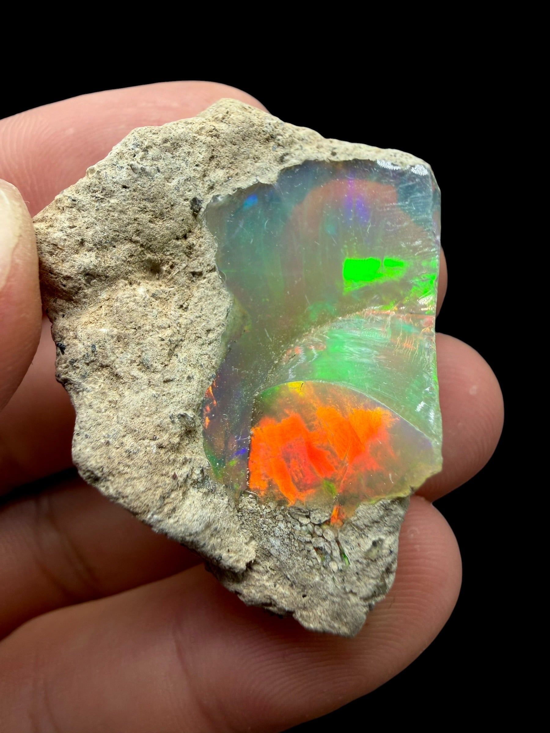 Precious opal 68,5ct – Welo, Ethiopia