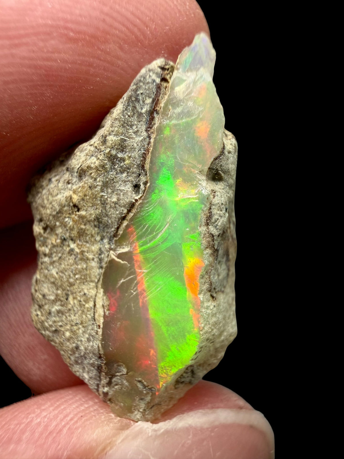 Precious opal 10ct – Welo, Ethiopia - OP370