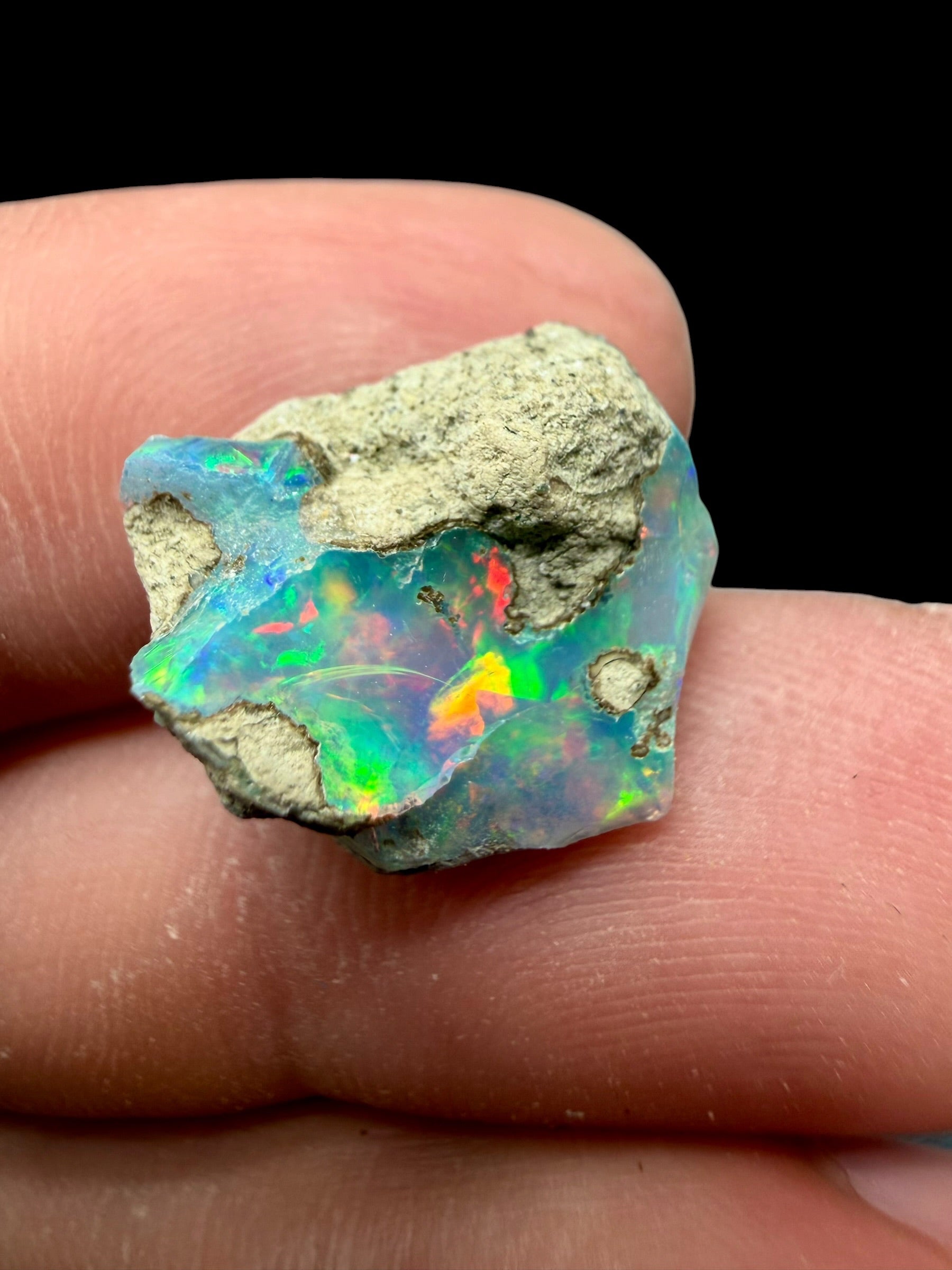 Precious opal 7,25ct – Welo, Ethiopia