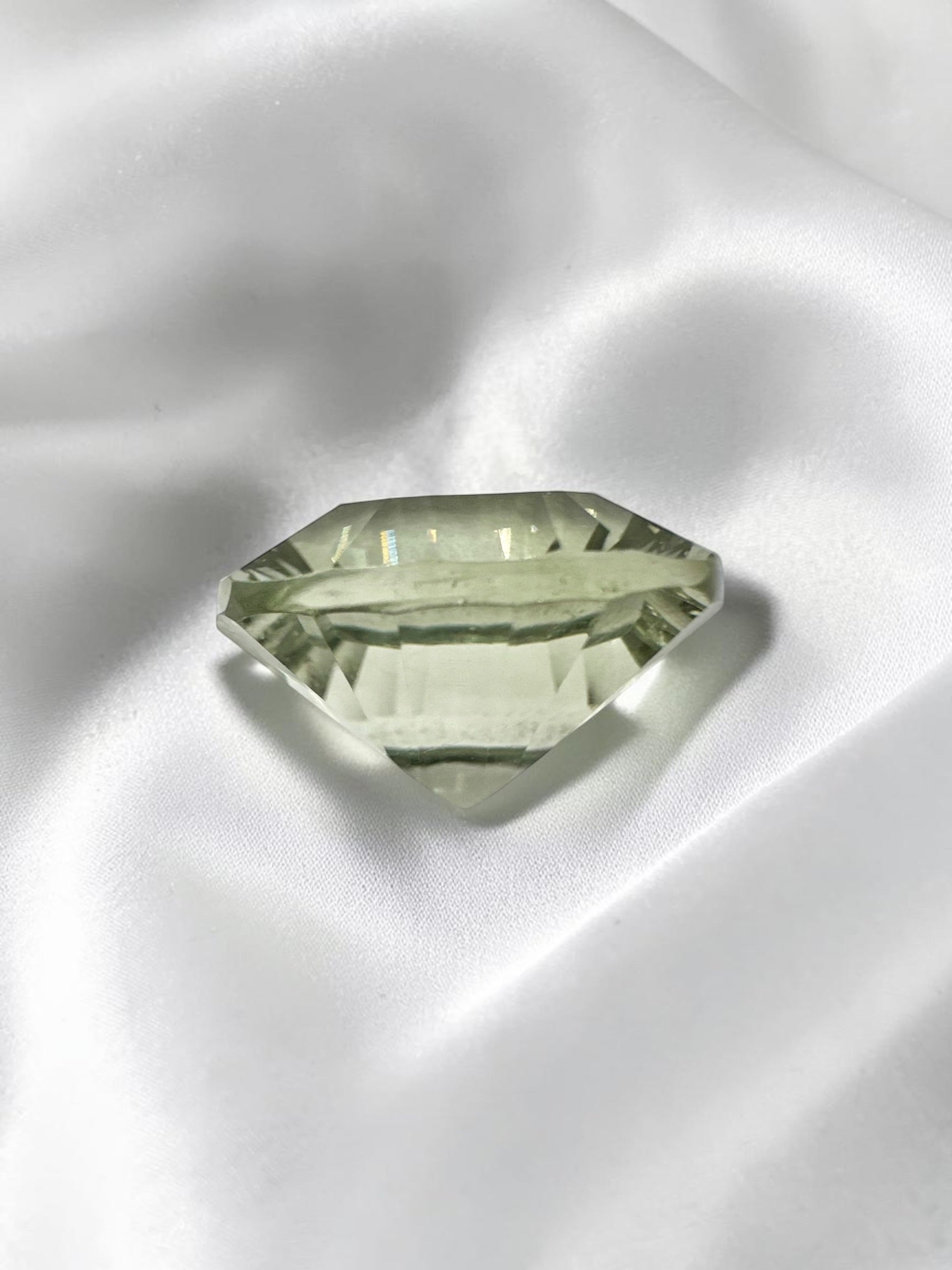 Faceted prasiolite from Brazil 8,05ct - BPR07