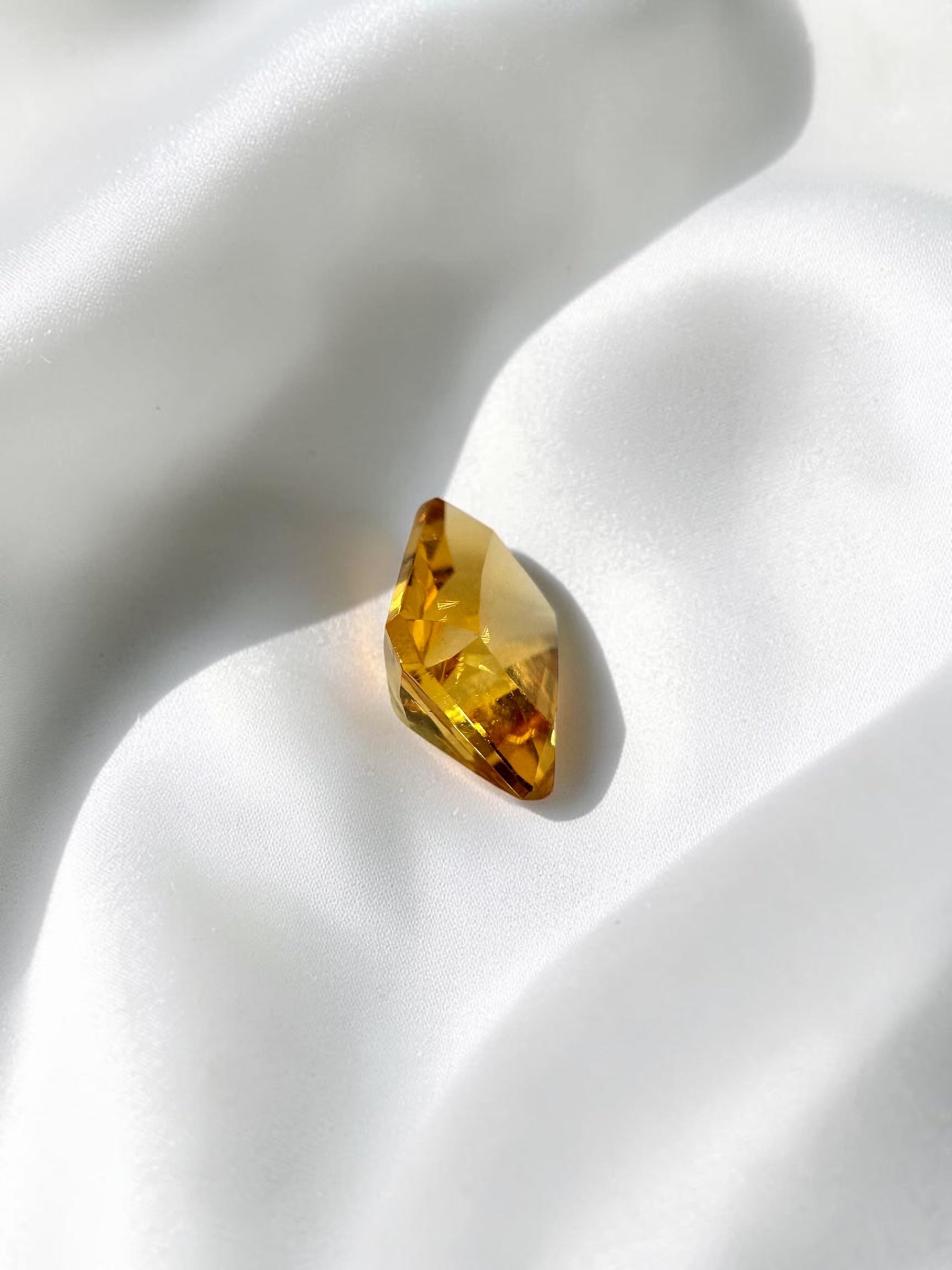 Faceted citrine from Brazil 2ct - BC01