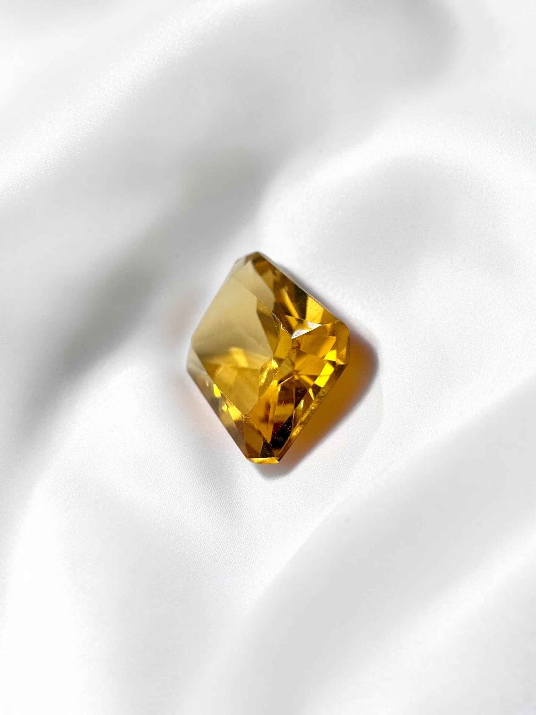 Faceted Citrino from Brazil 1,9ct - BC02