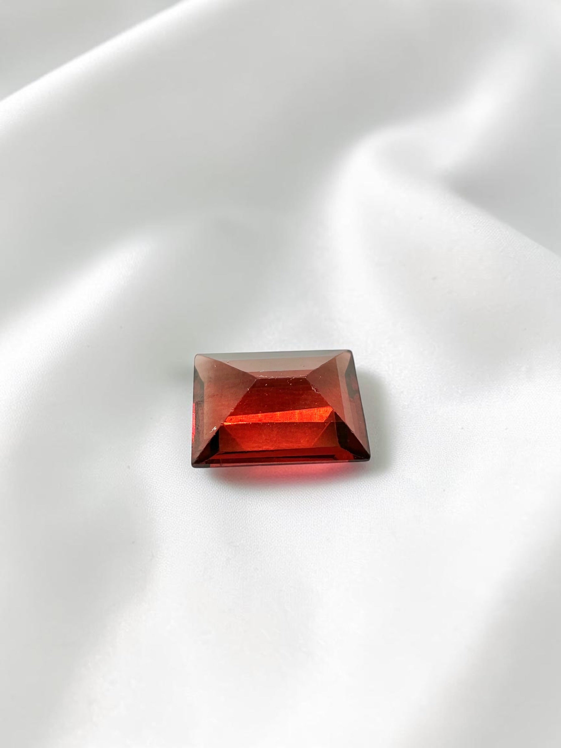 Faceted Garnet 1,2ct – Malawi - BGR03