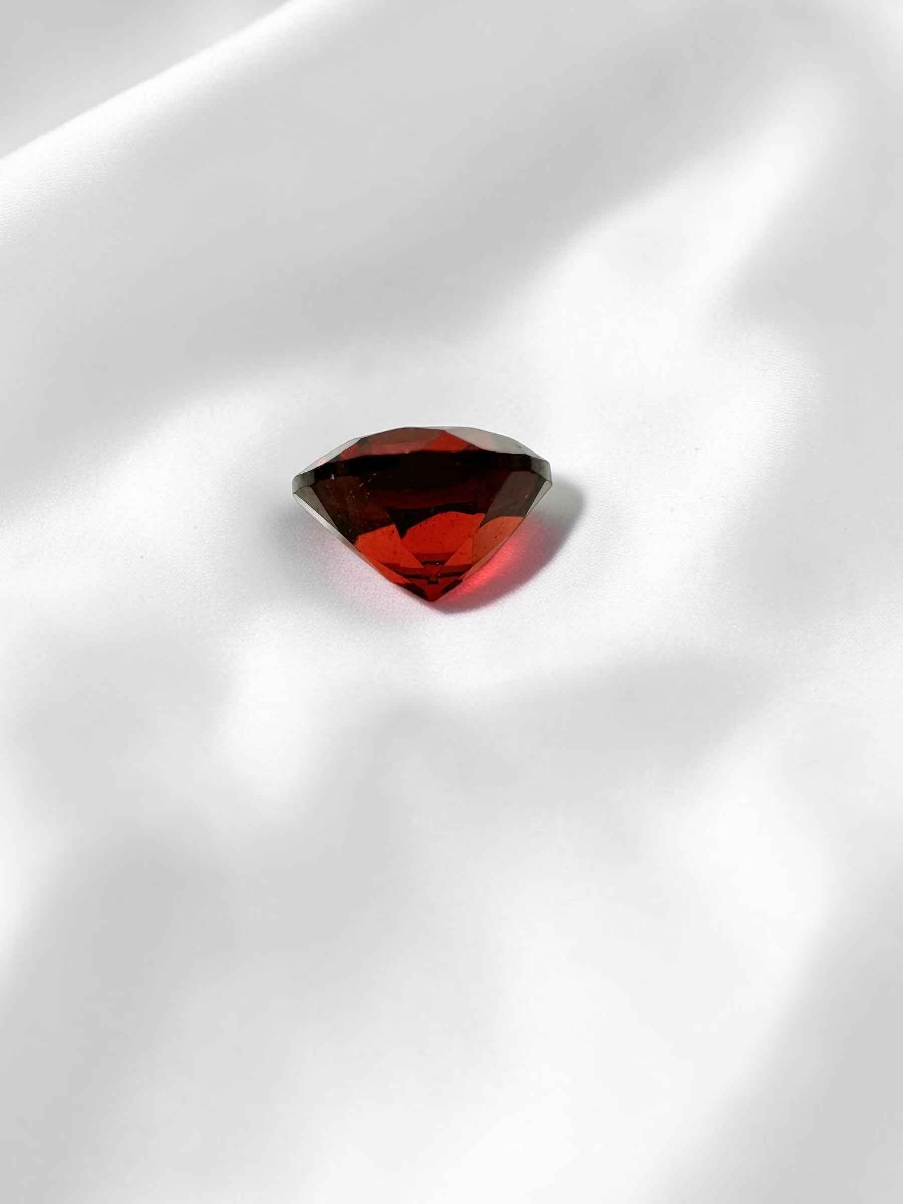 Faceted Garnet 1ct – Malawi - BGR04