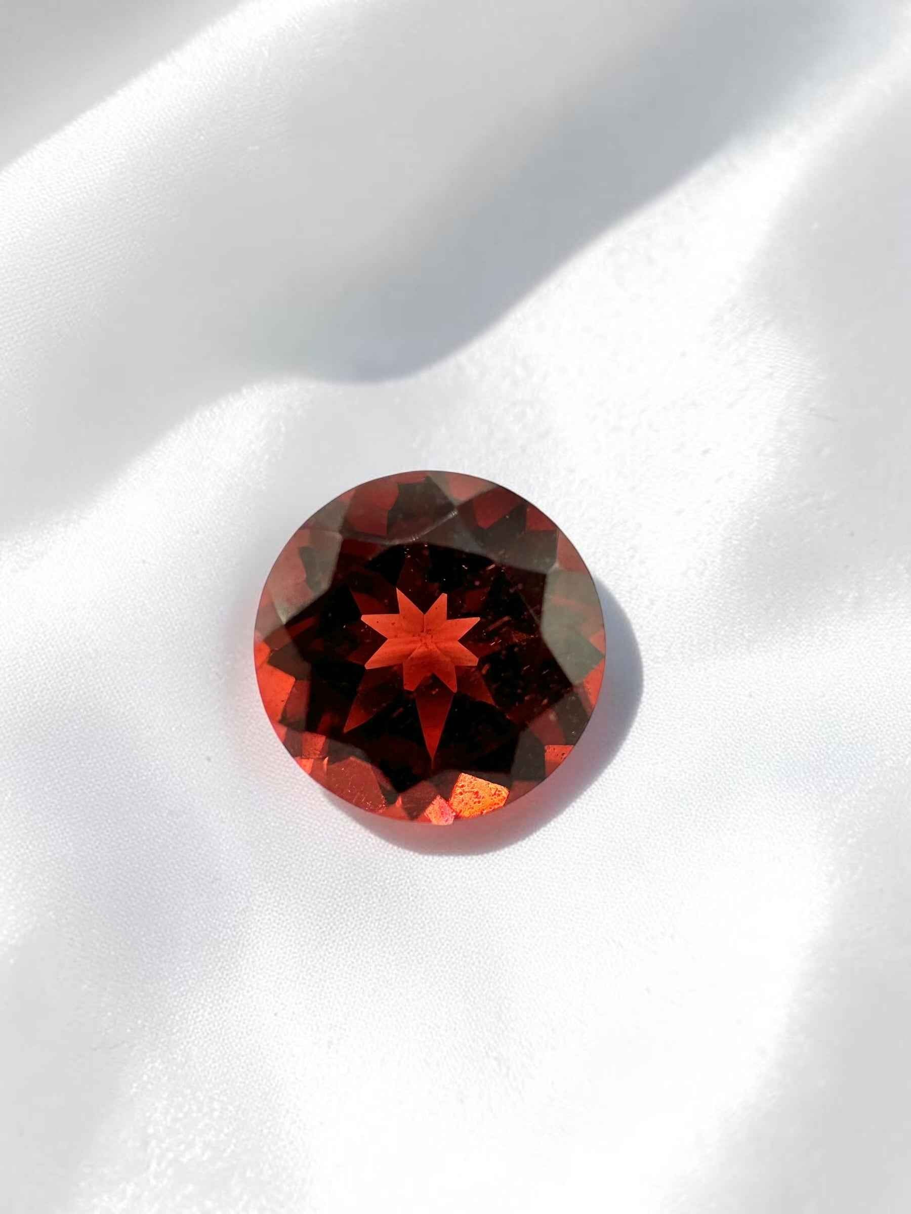 Faceted Garnet 1ct – Malawi - BGR04
