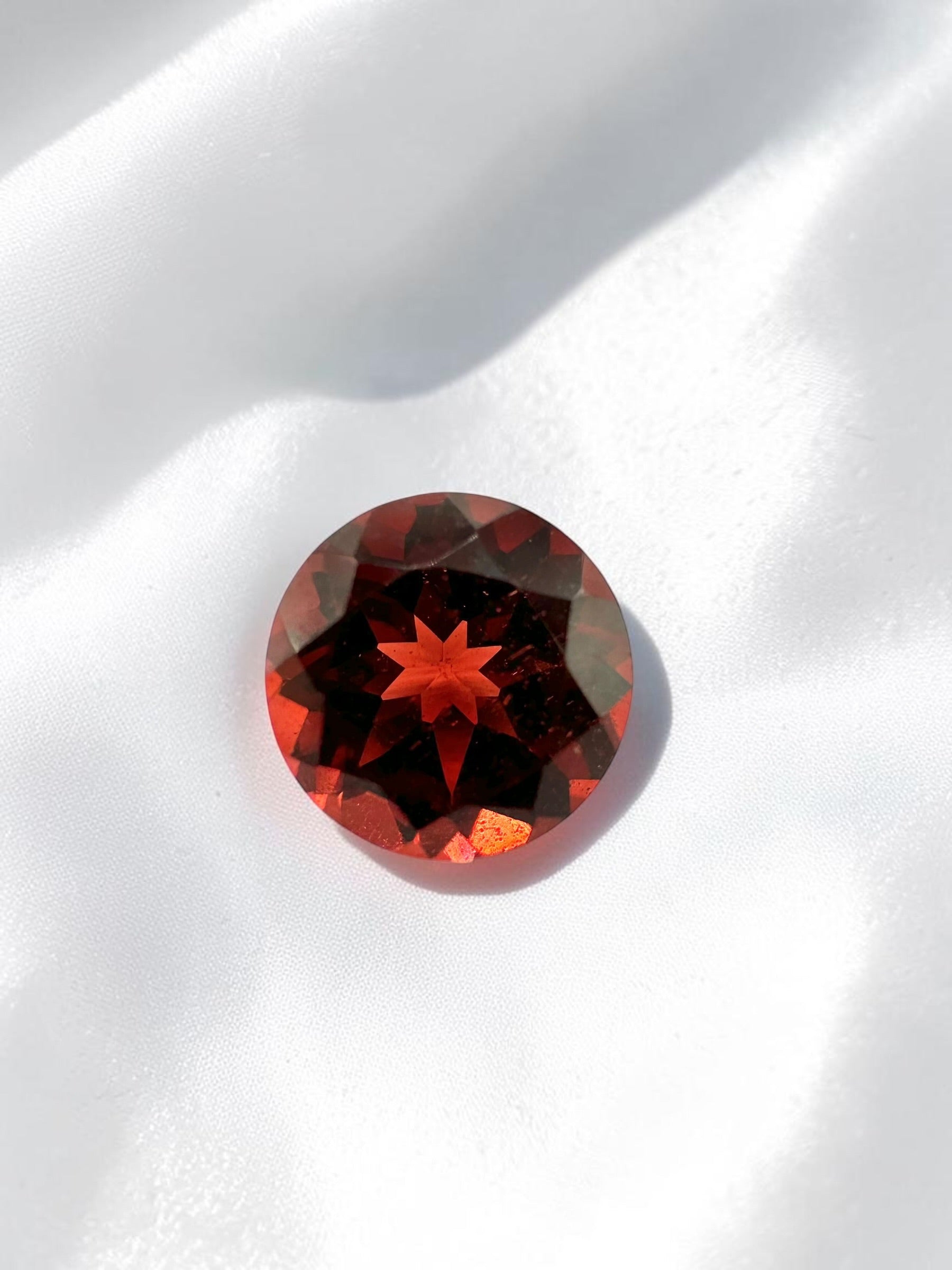 Faceted Garnet 1ct – Malawi