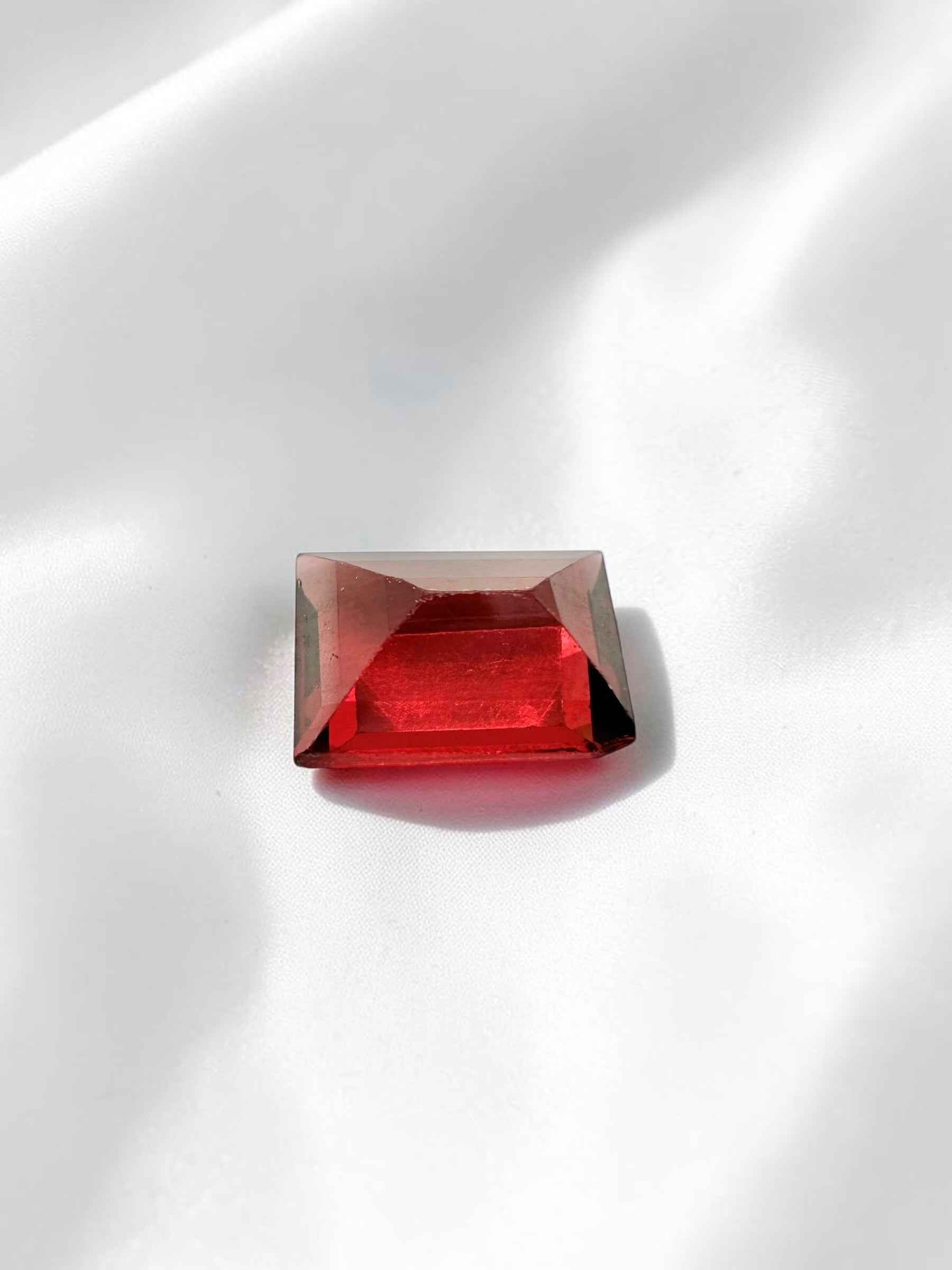 Faceted Garnet 1,2ct – Malawi - BGR05