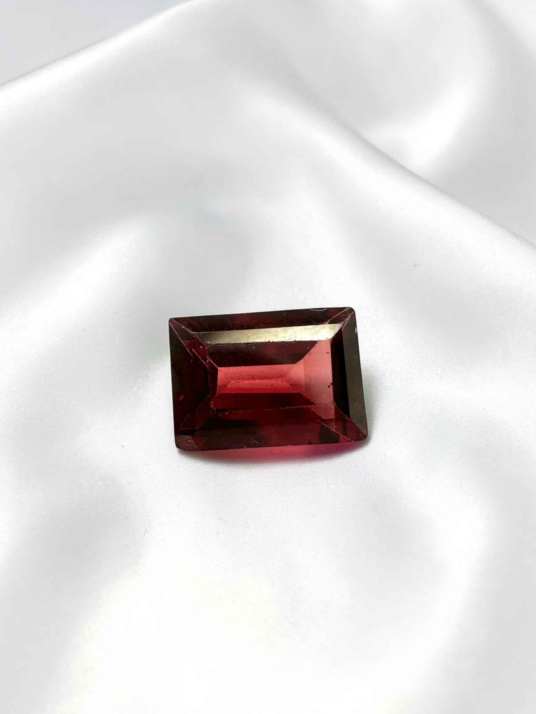 Faceted Garnet 1,2ct – Malawi - BGR05