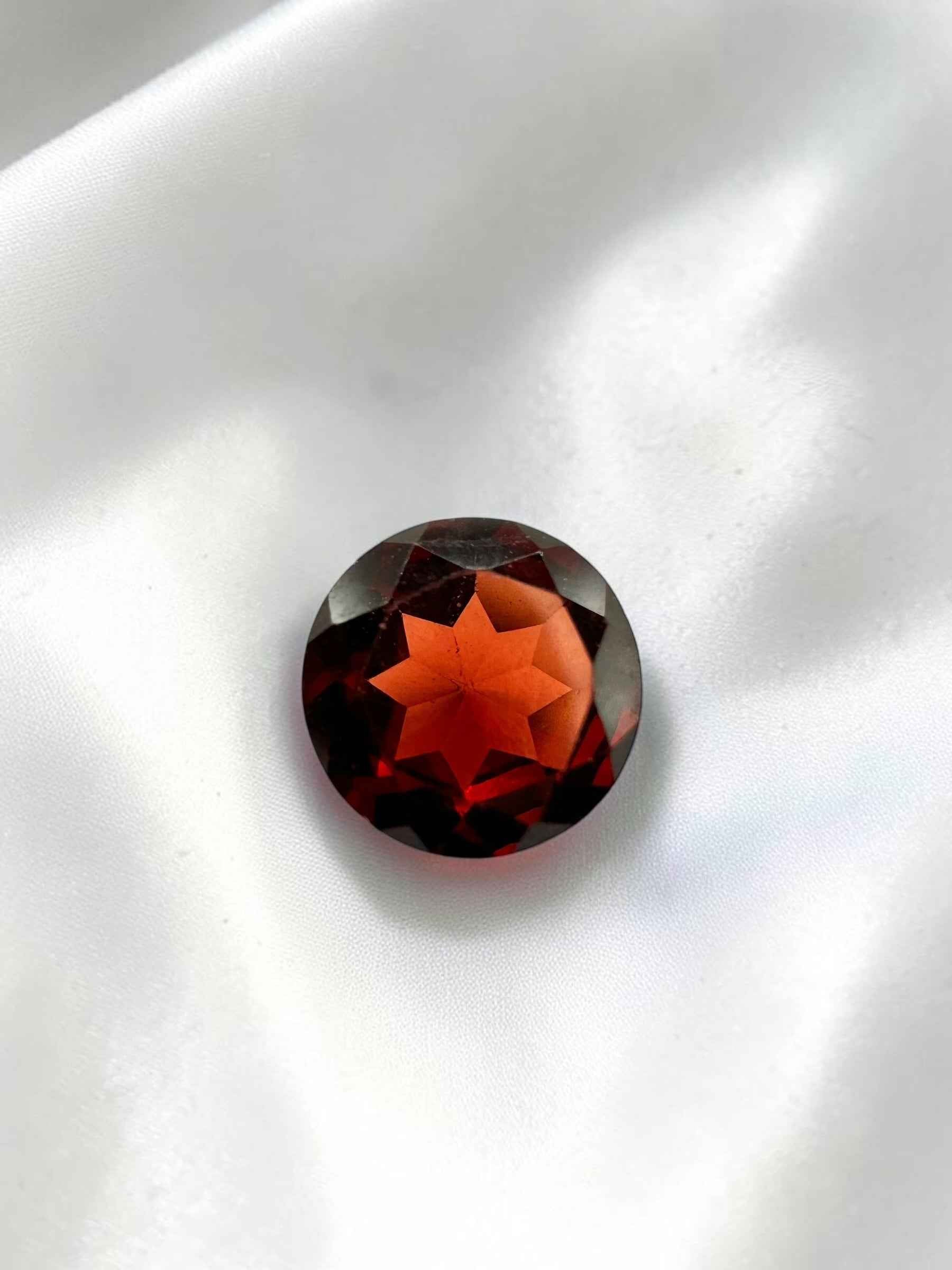 Granato sfaccettato 0,9 ct – Malawi - BGR07