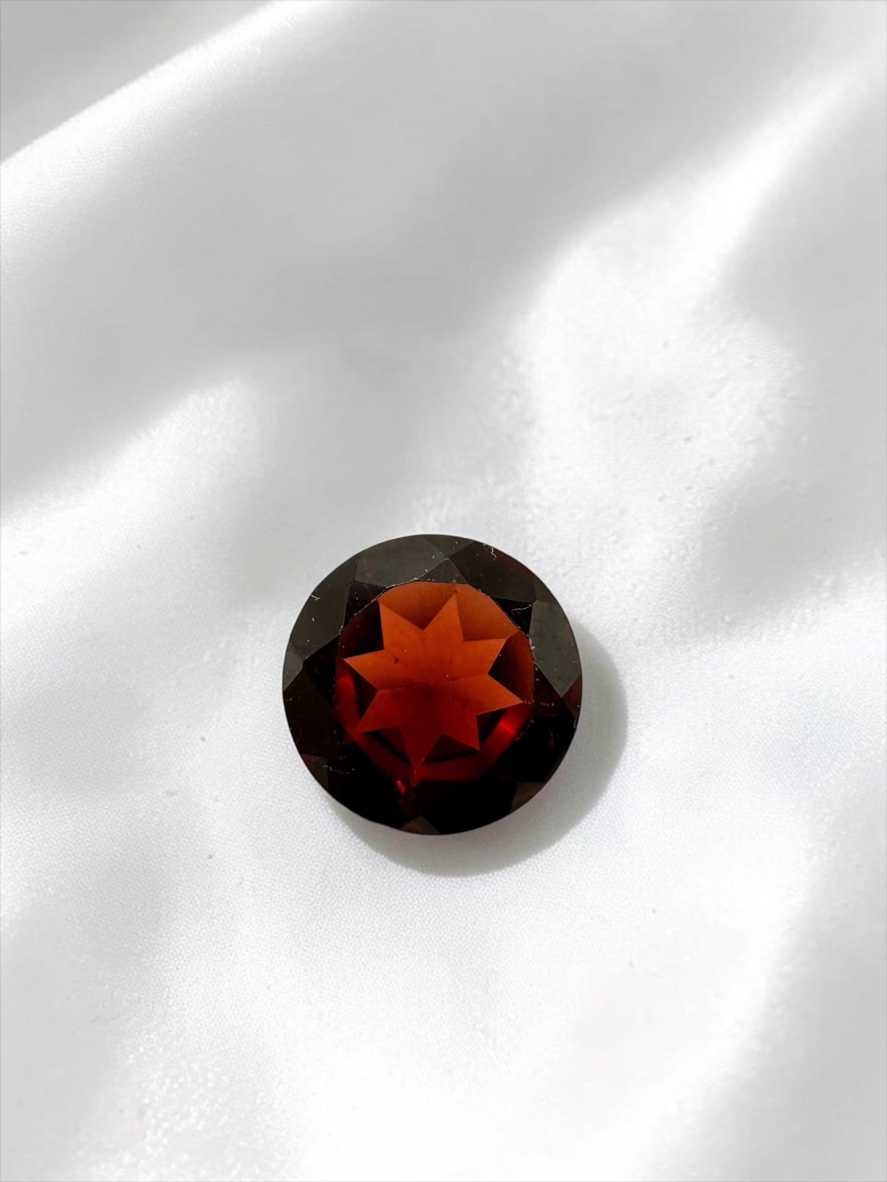 Faceted Garnet 0,9ct – Malawi