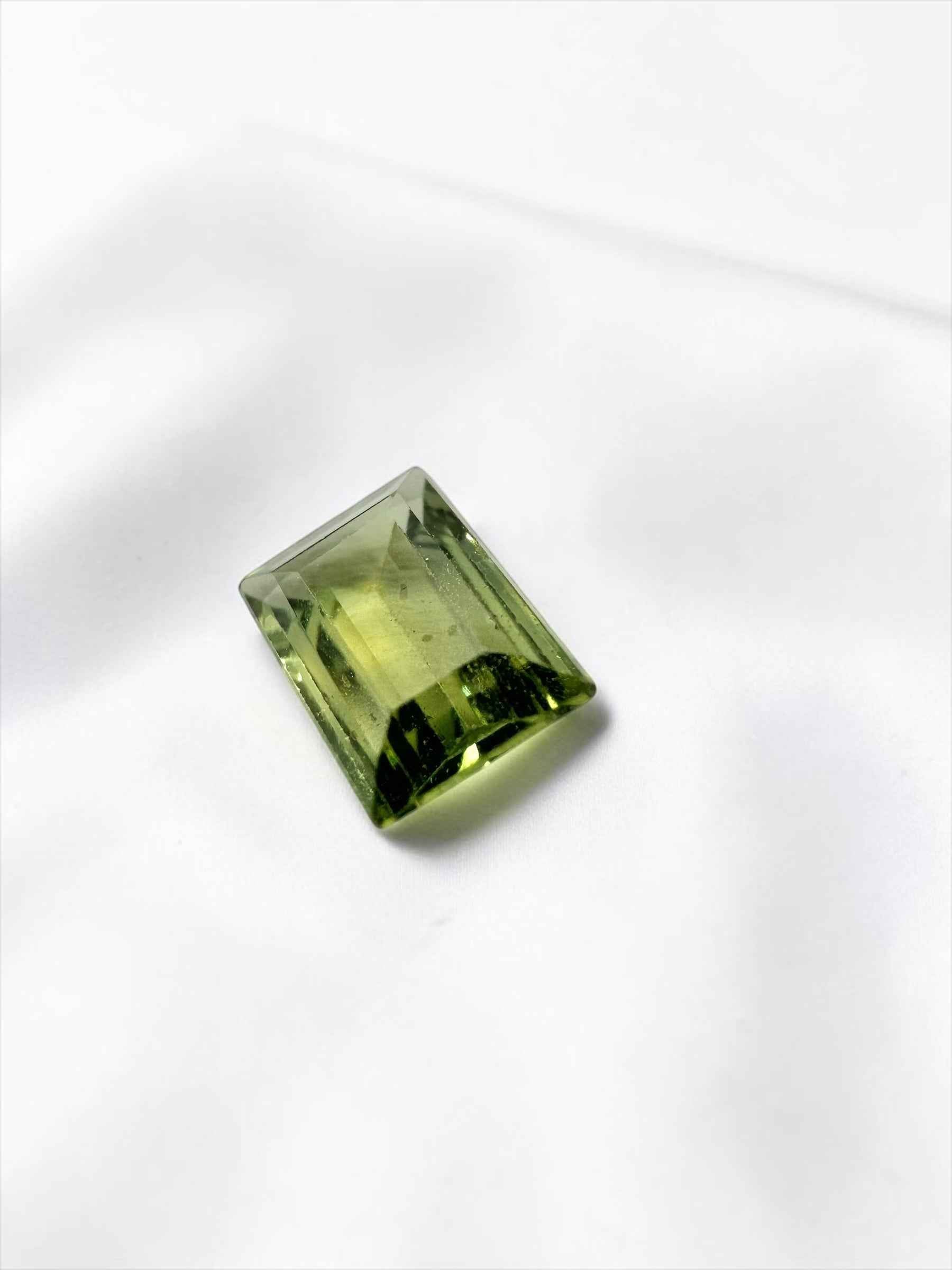 Faceted Sapphire from Madagascar 0,85ct - BSA02
