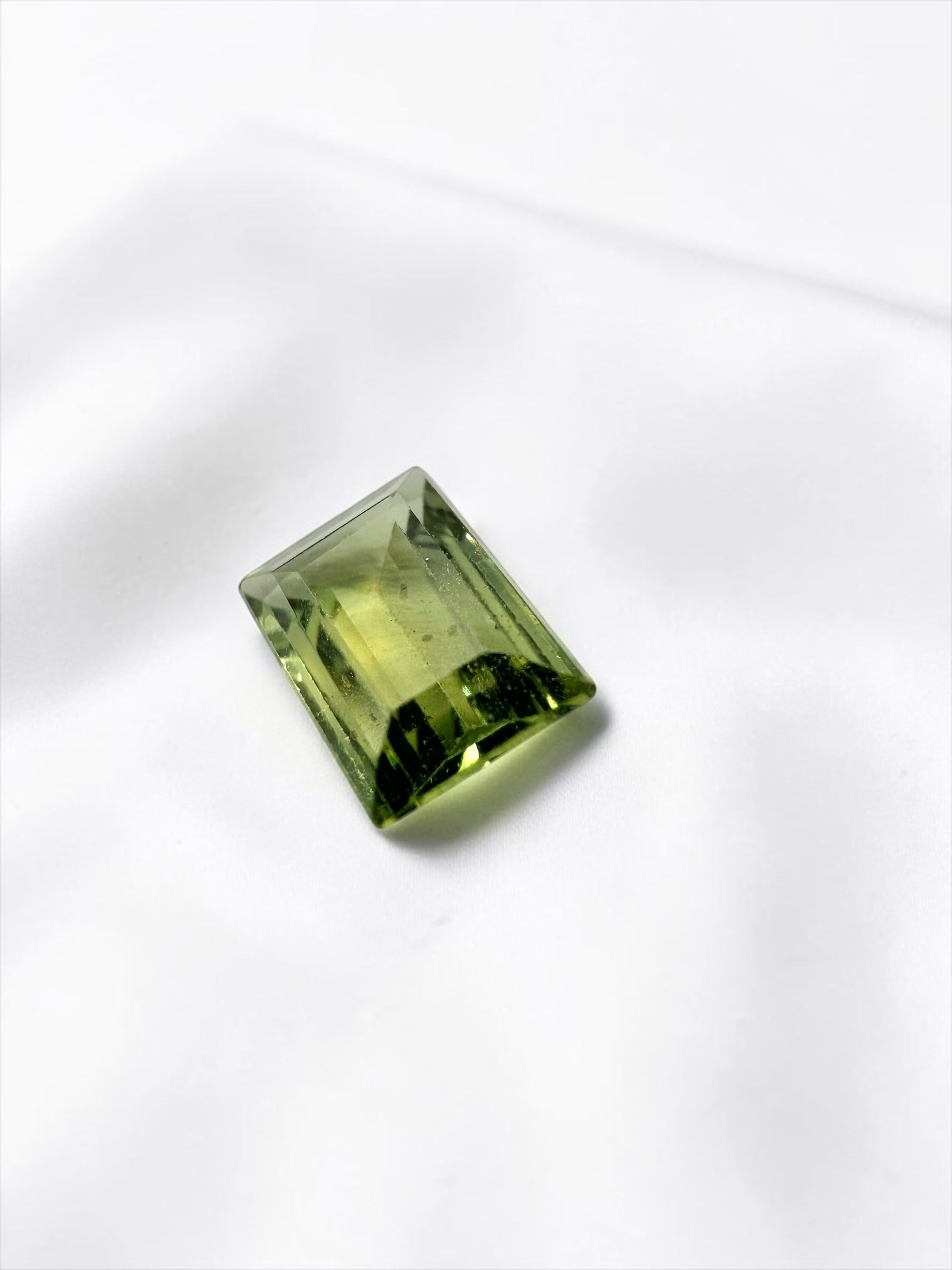 Faceted Sapphire from Madagascar 0,85ct - BSA02