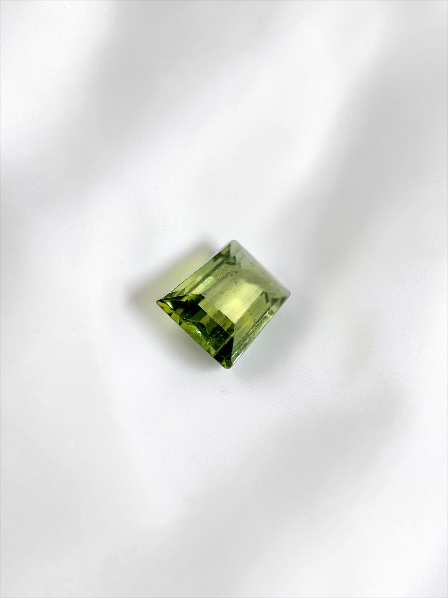 Faceted Sapphire from Madagascar 0,85ct - BSA02