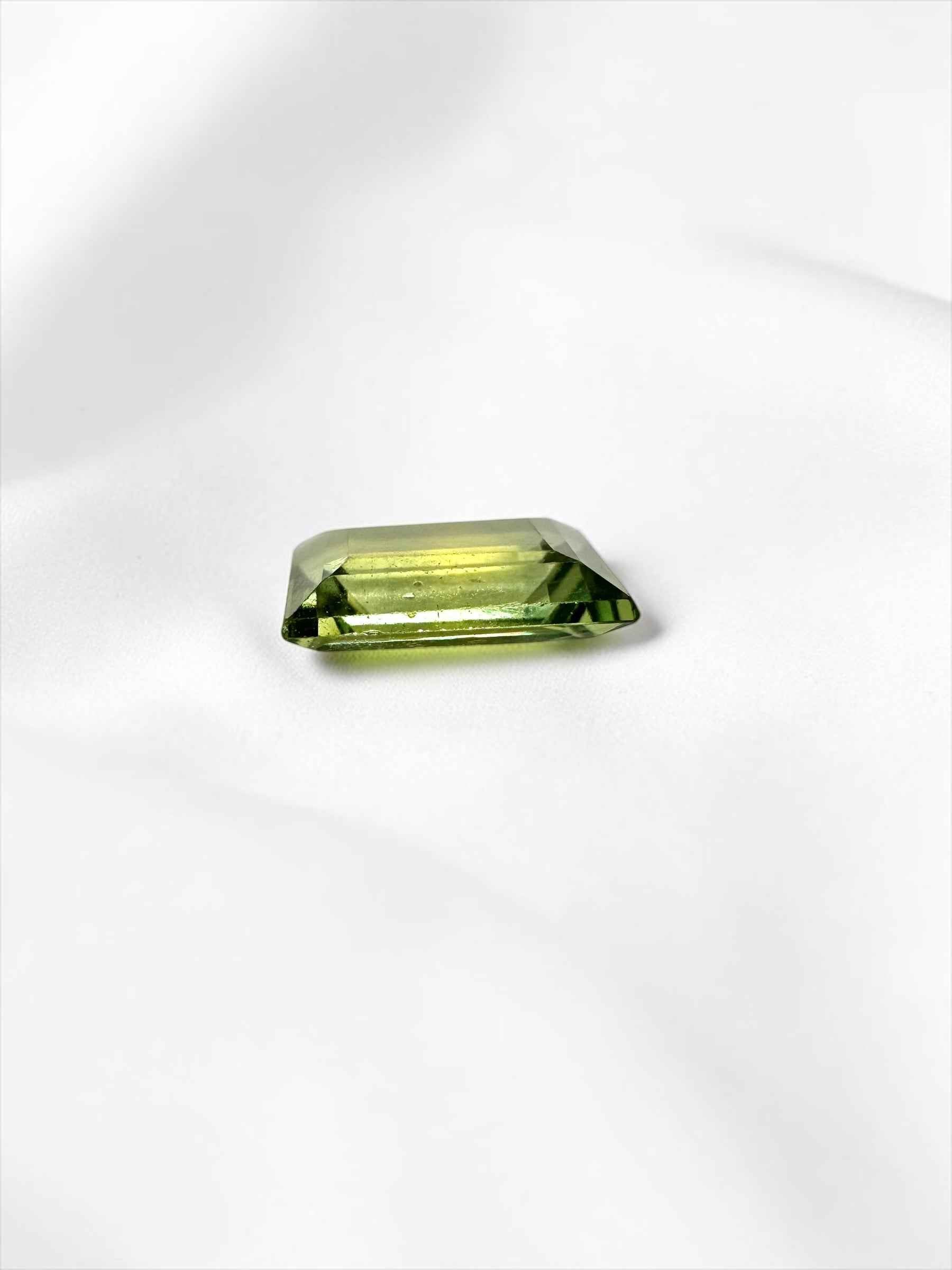 Faceted Sapphire from Madagascar 0,85ct - BSA02