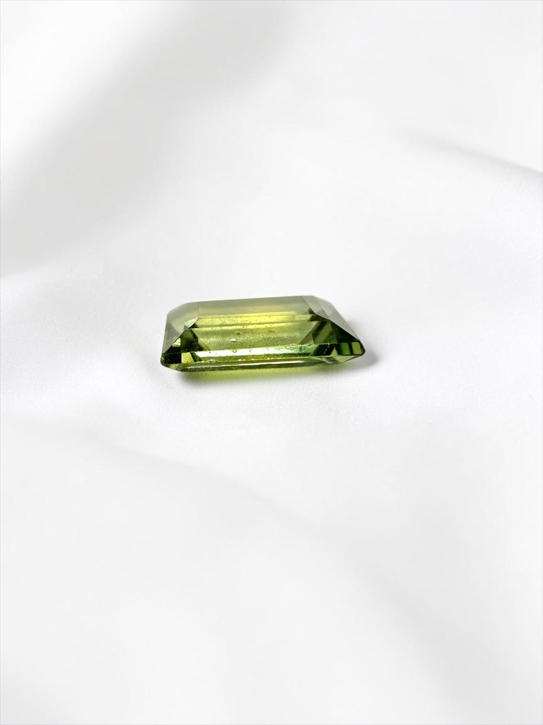 Faceted Sapphire from Madagascar 0,85ct - BSA02