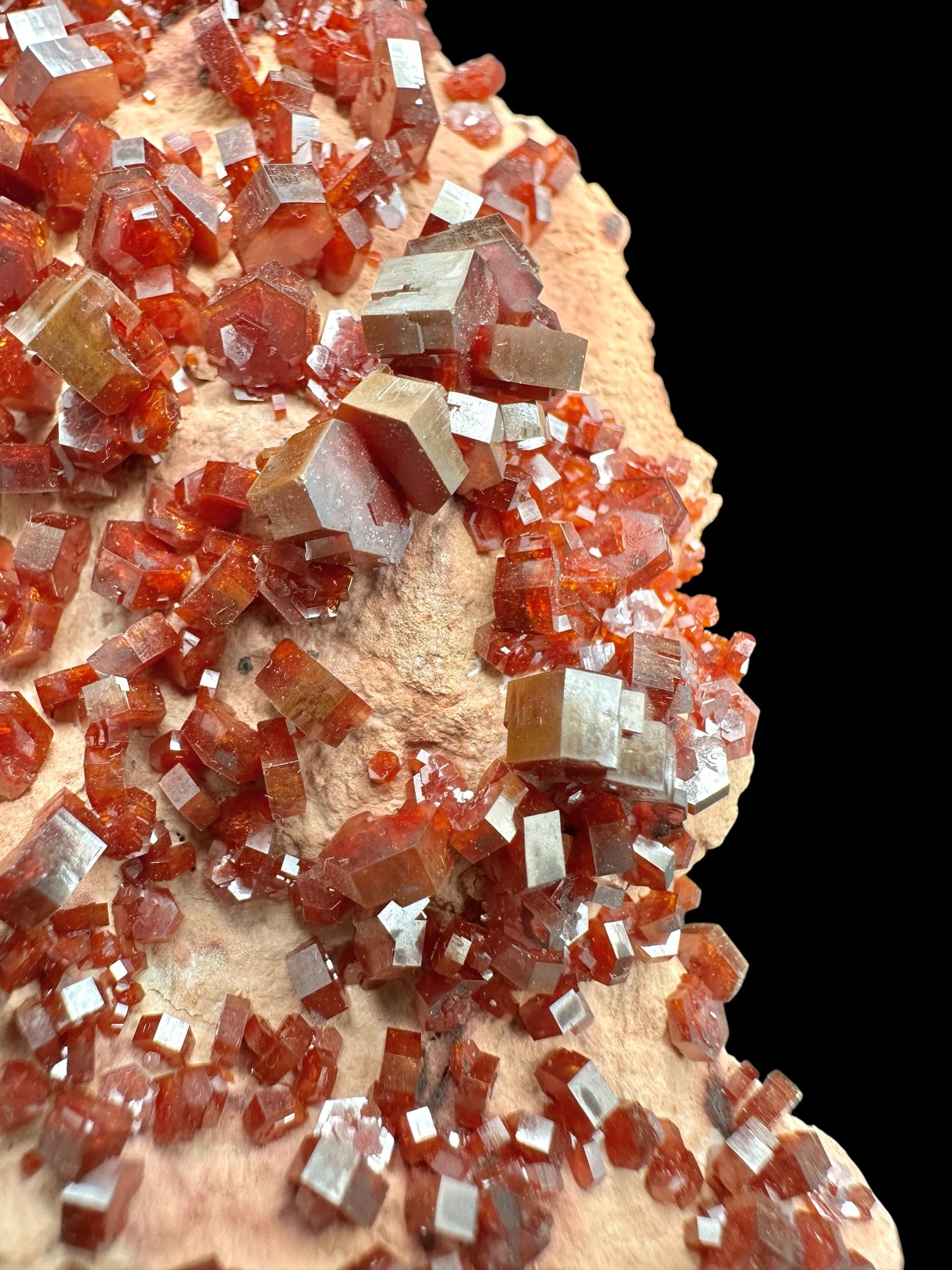 Vanadinite – Mibladen mine, Midelt, Morocco - VN188
