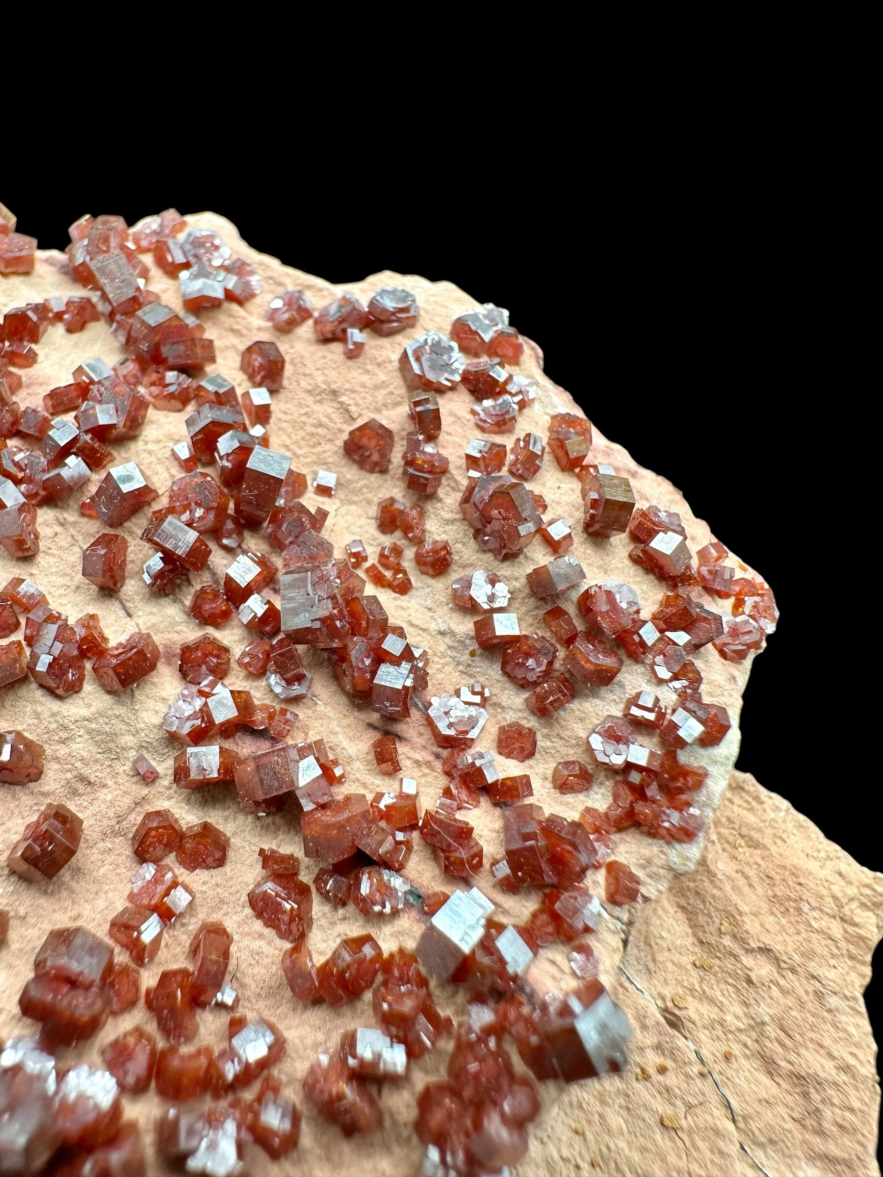 Vanadinite – Mibladen mine, Midelt, Morocco - VN188