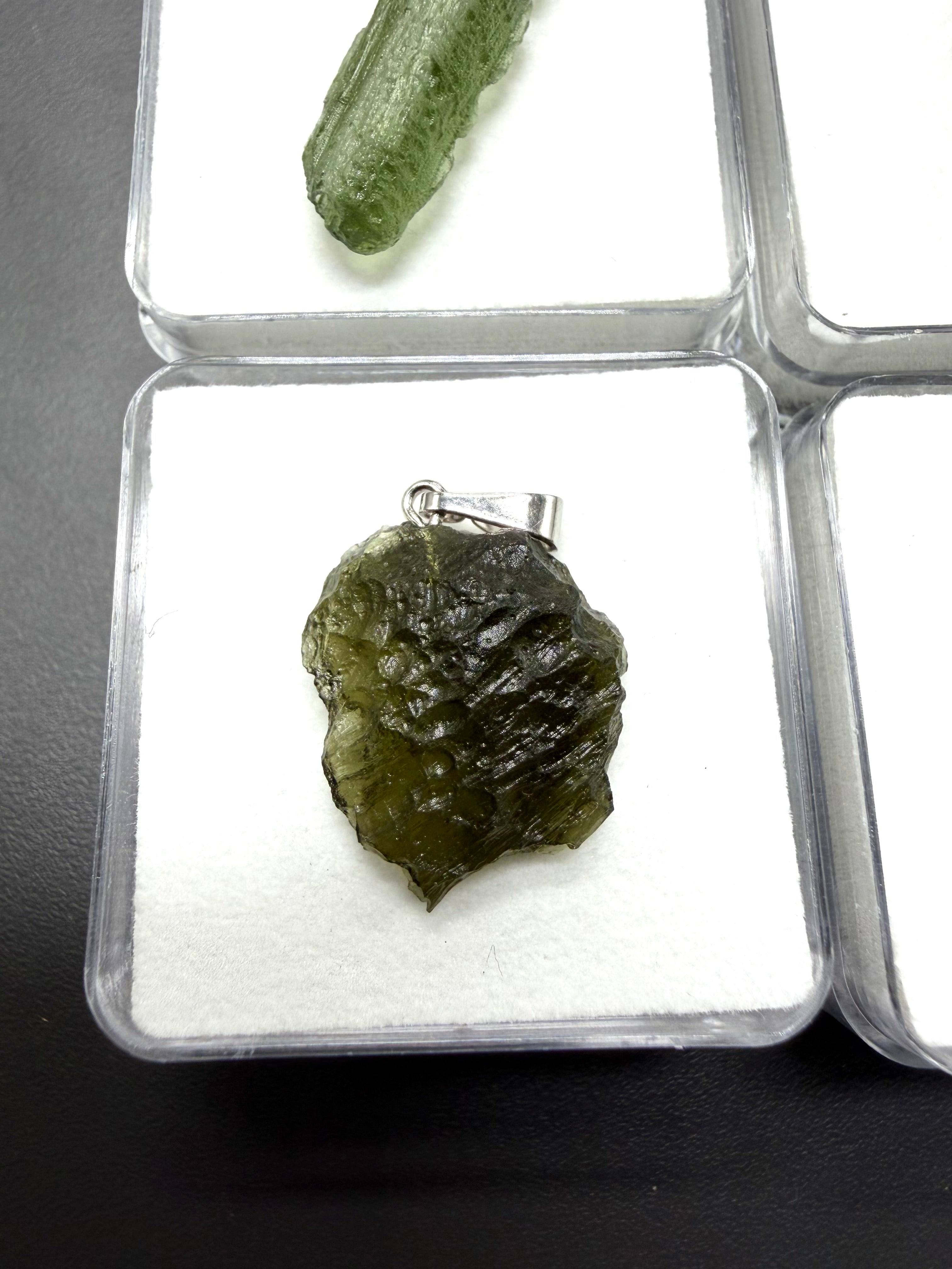Moldavite pendant in a box – random piece - VK13