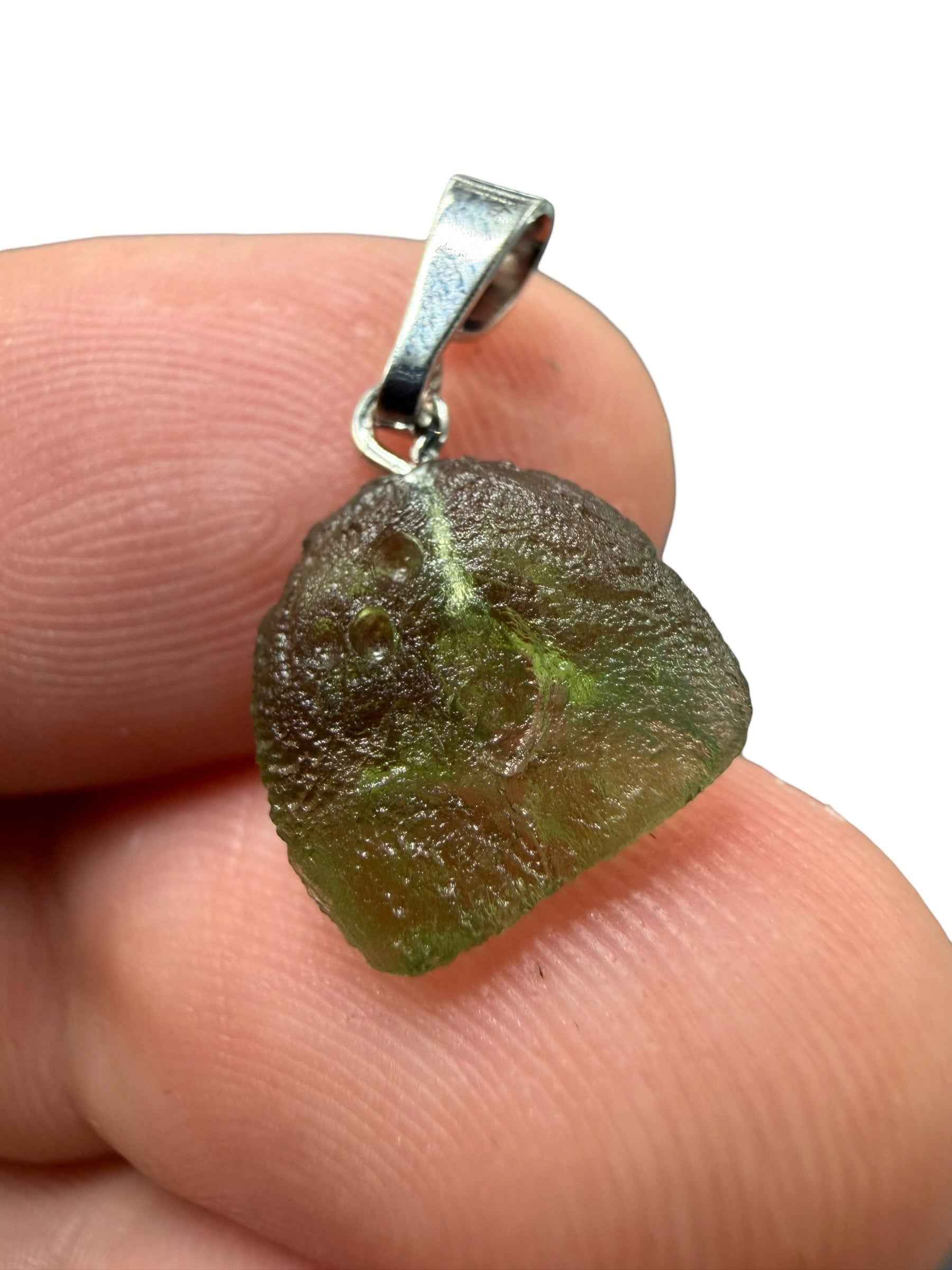 Ciondolo di moldavite 0,6g - P/V510