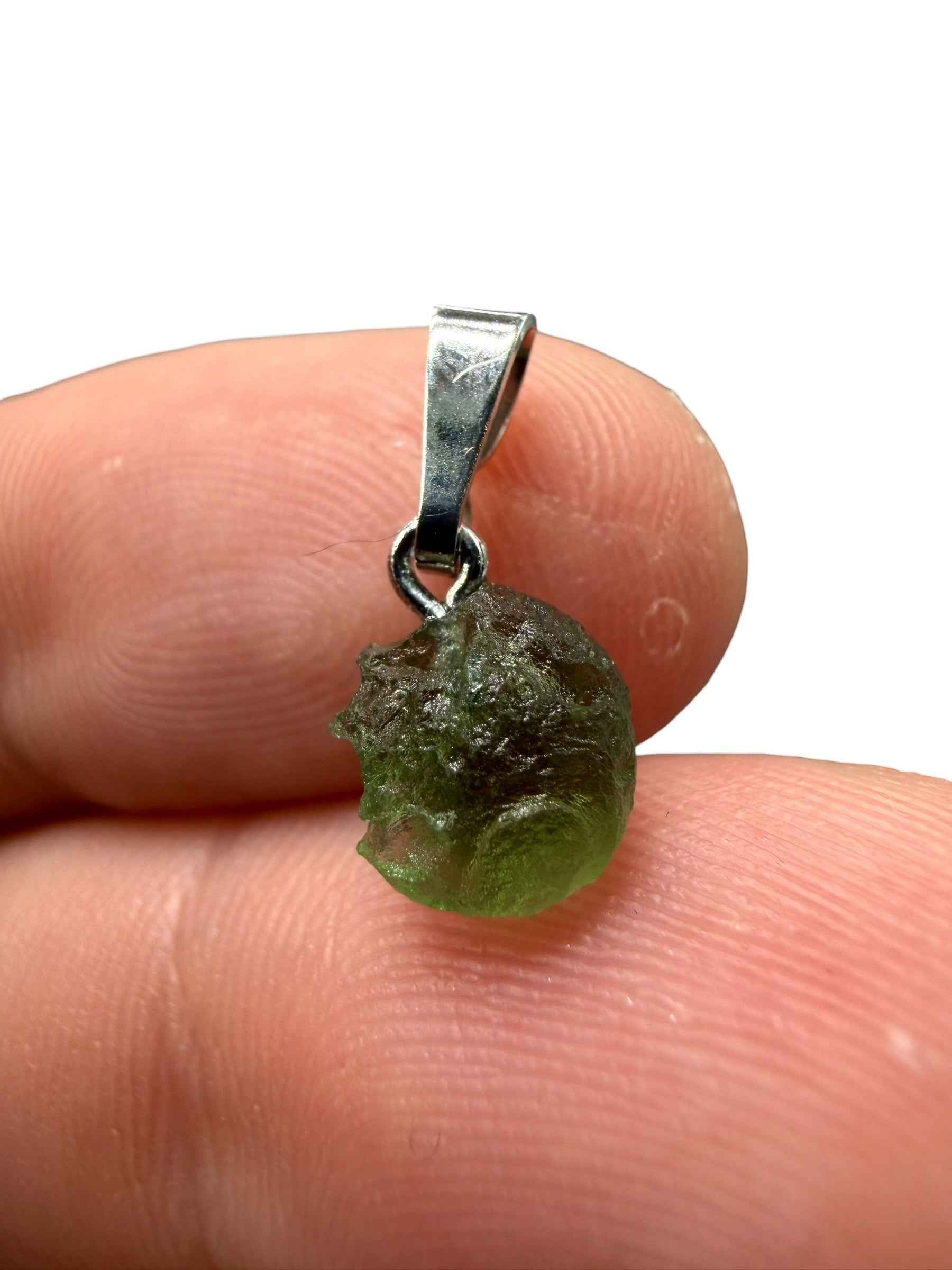 Moldavite pendant 0,45g - P/V514