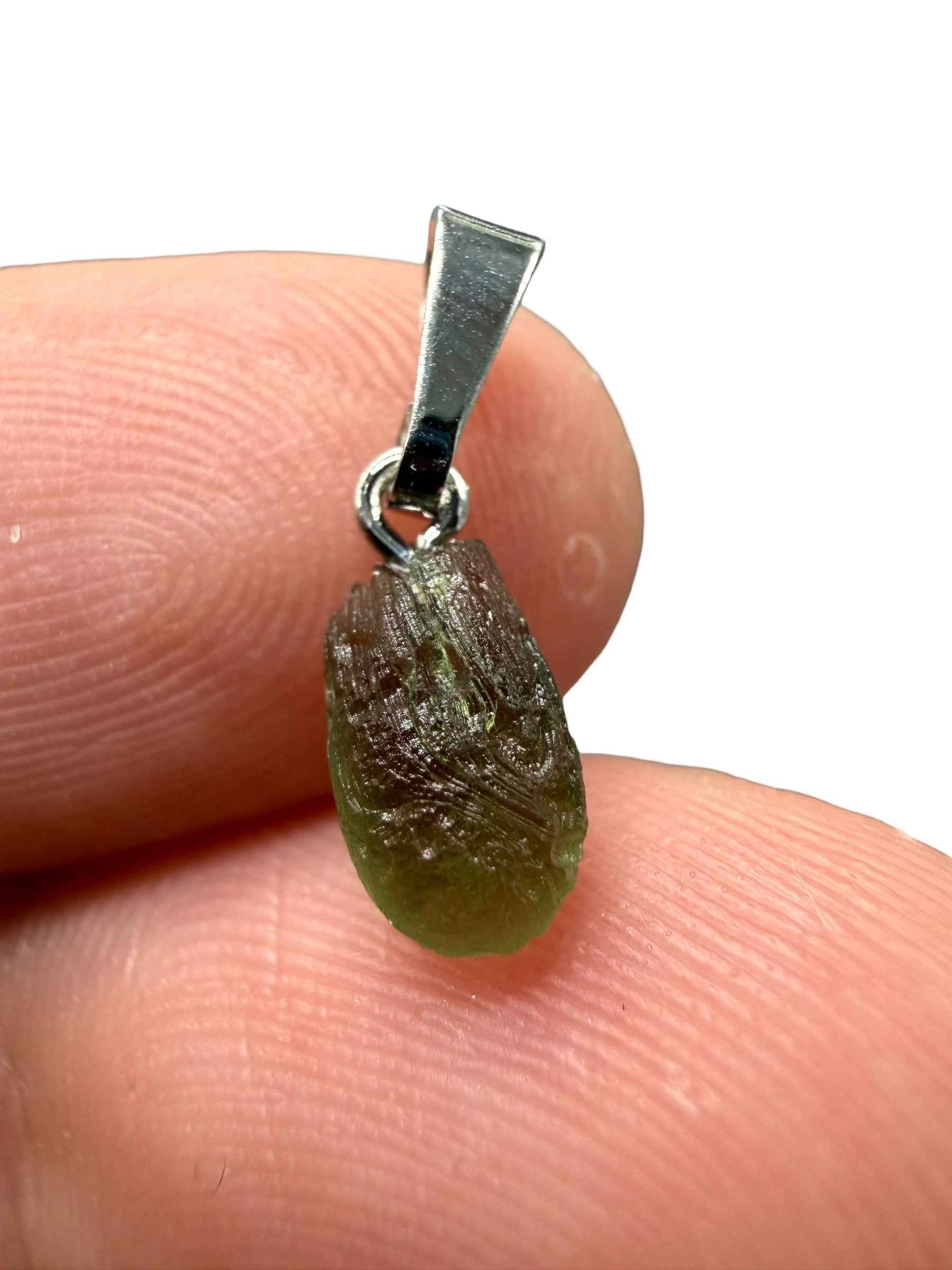 Ciondolo di moldavite 0,35g - P/V519