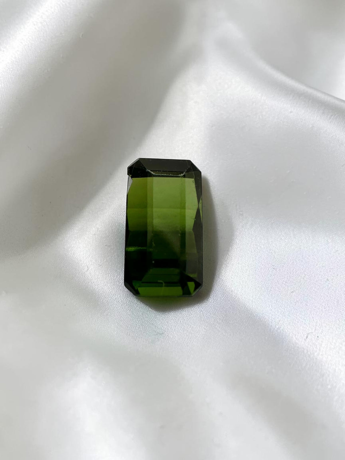 Faceted tourmaline from Mozambique 0,83ct