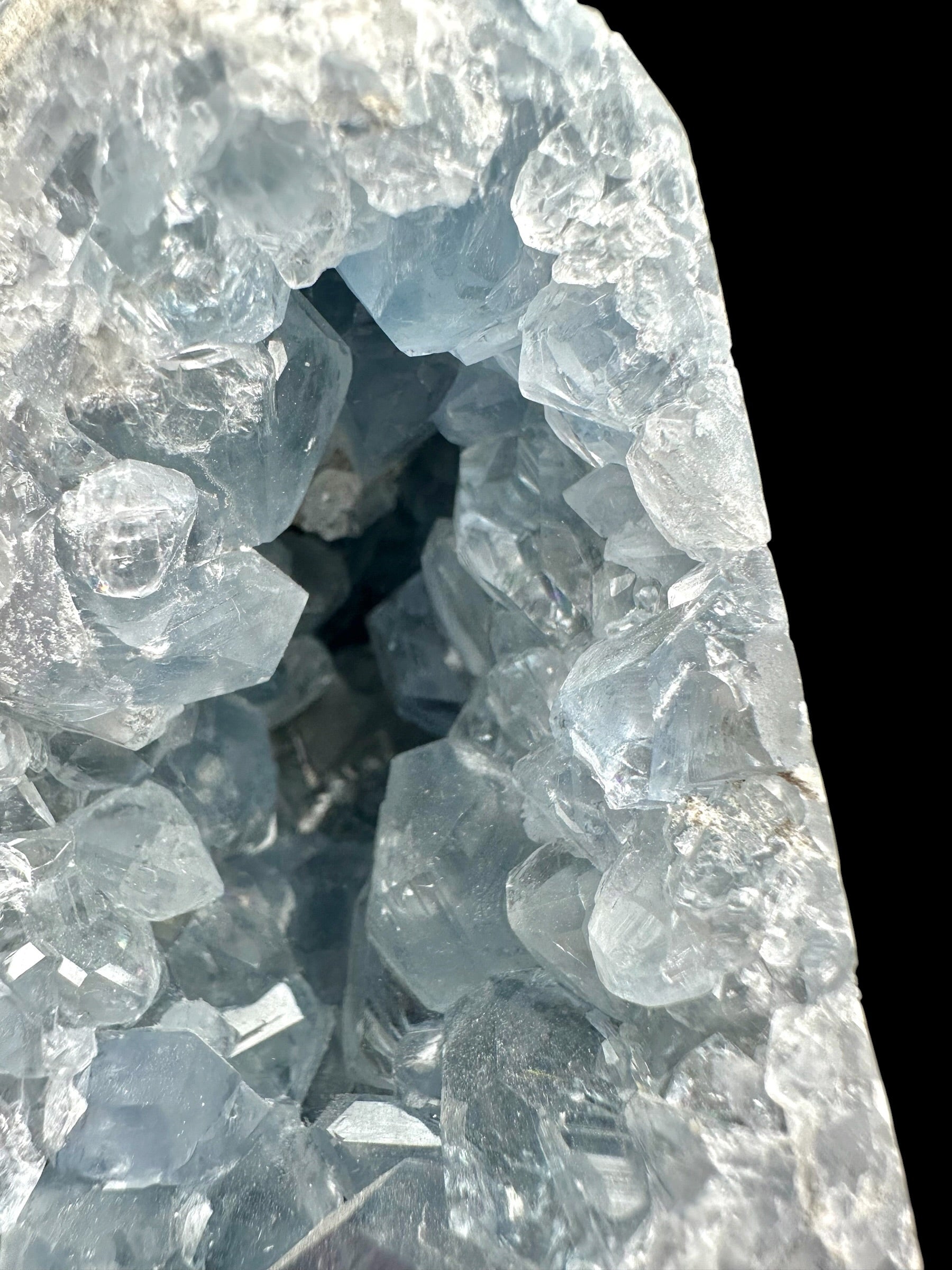 Celestine geode – Madagascar - CE024