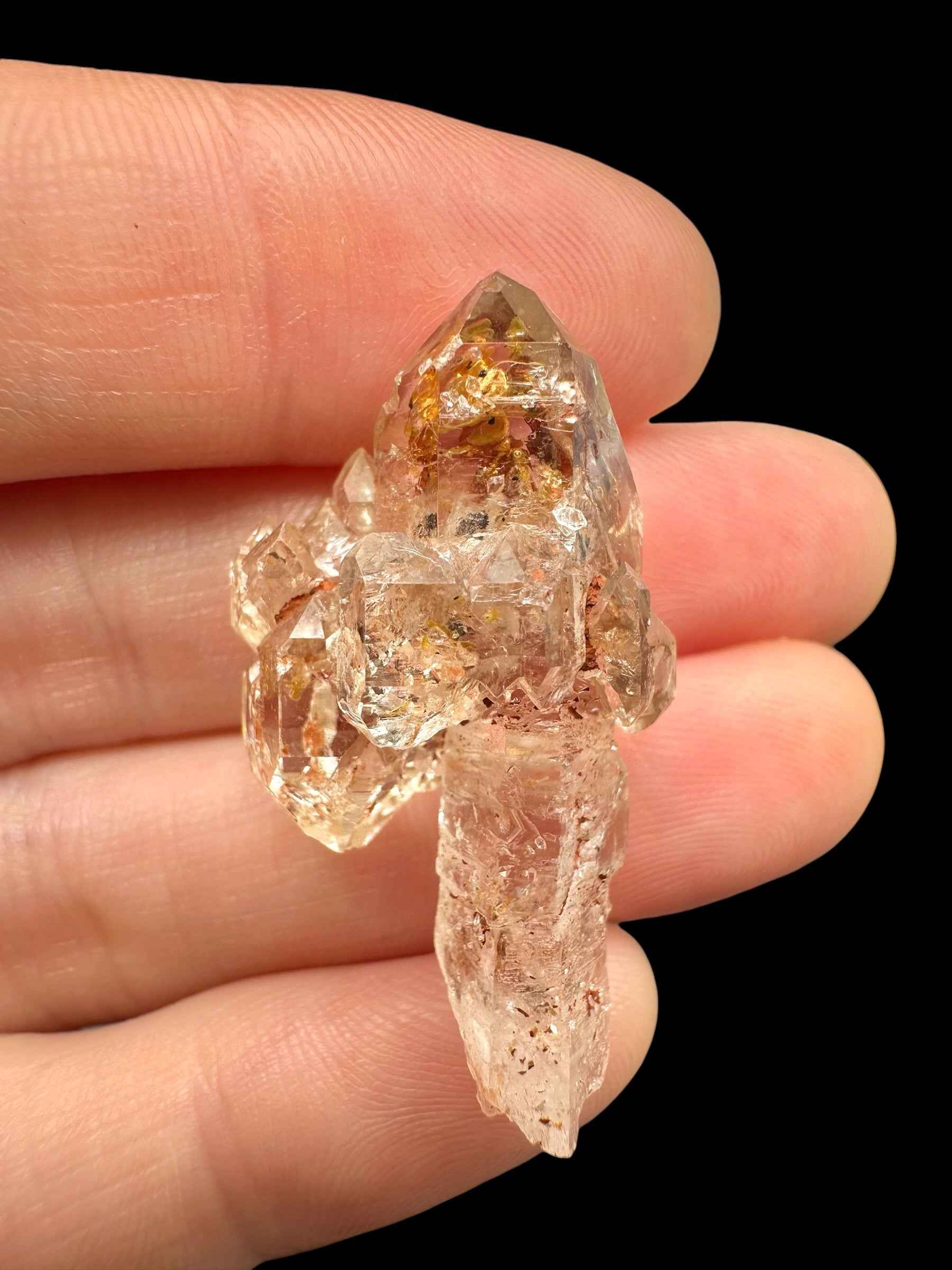 Crystal with petroleum inclusions – Madagascar - KIR09