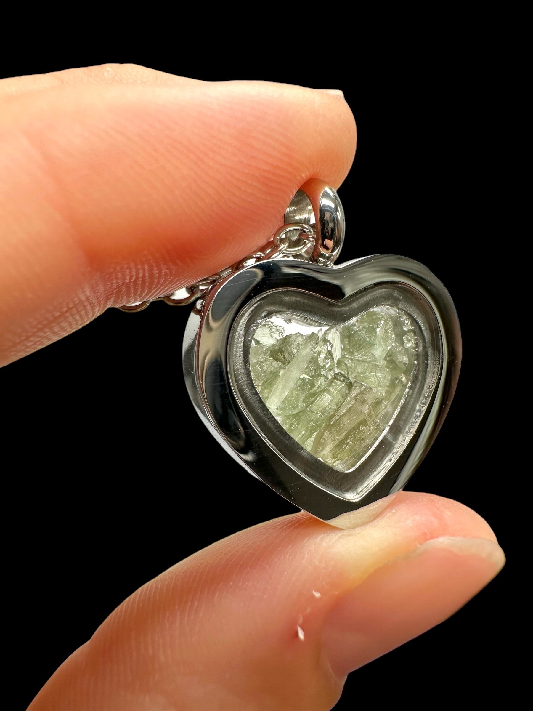 Heart-shaped pendant with raw moldavites – random piece - P/V538