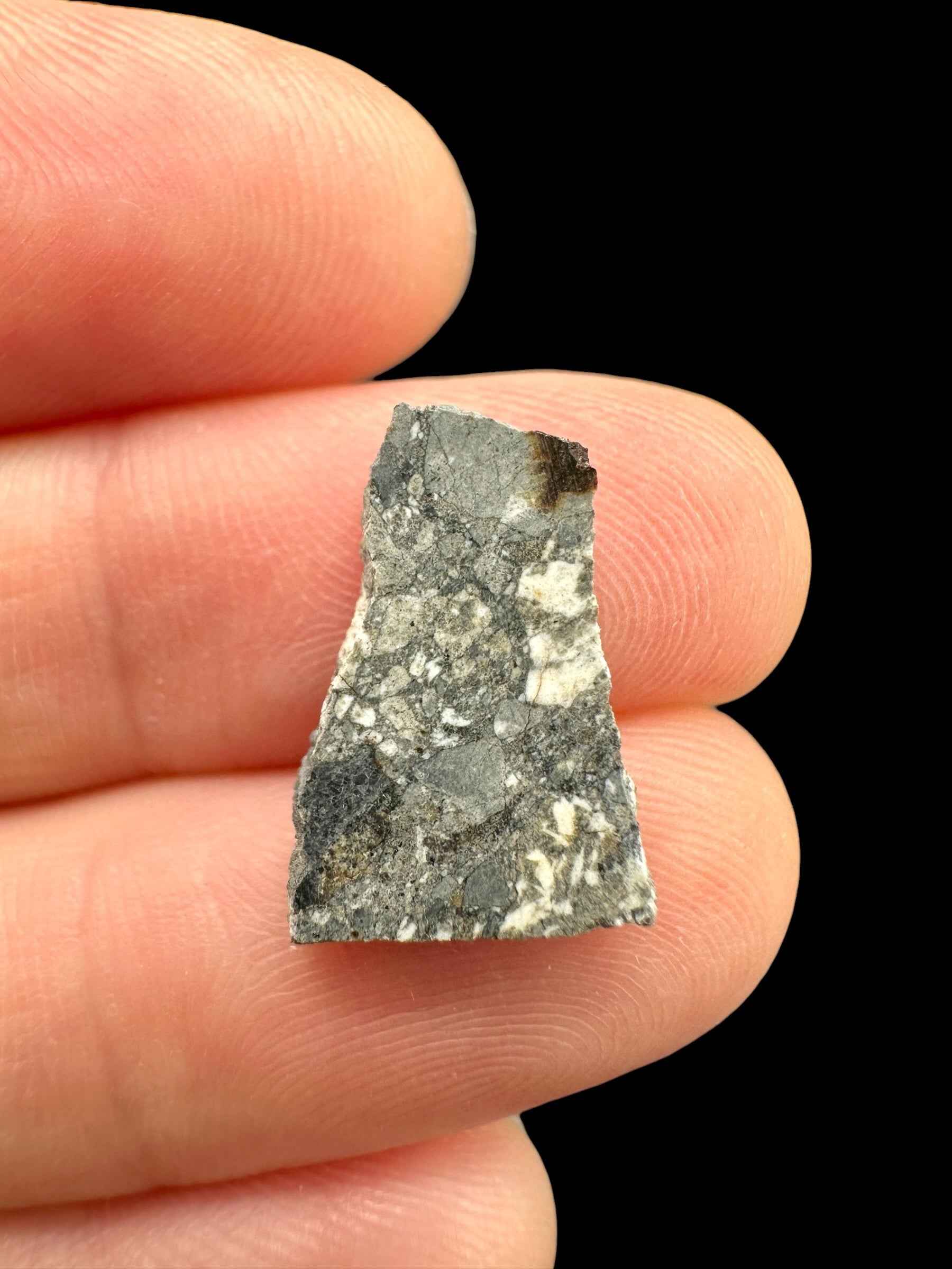 Meteorite lunare Gadamis 003 – 0,7g – Libya - MEGD61