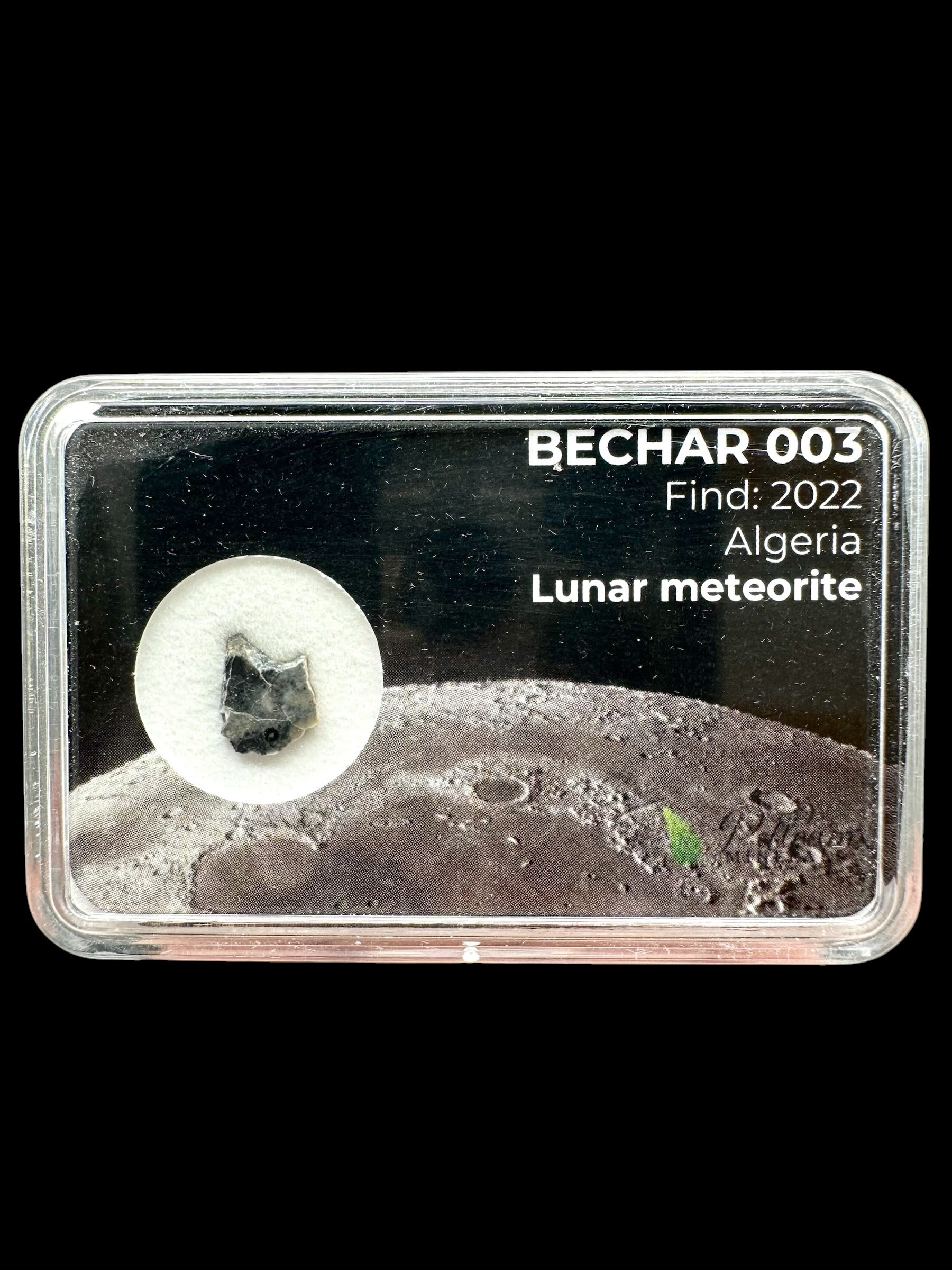 Lunar meteorite Bechar 003 – 0,1g – Algeria