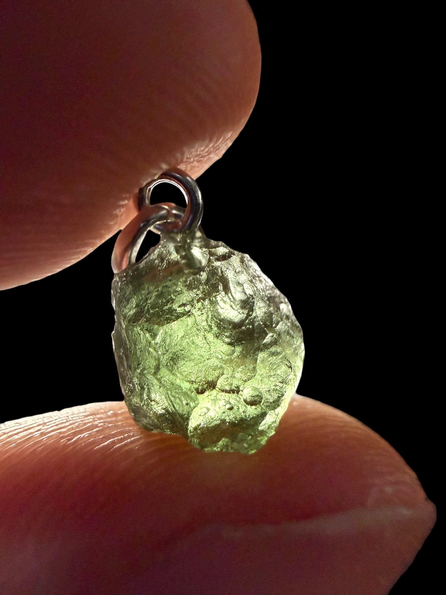 Silver moldavite pendant 0,75g - SP/V1039
