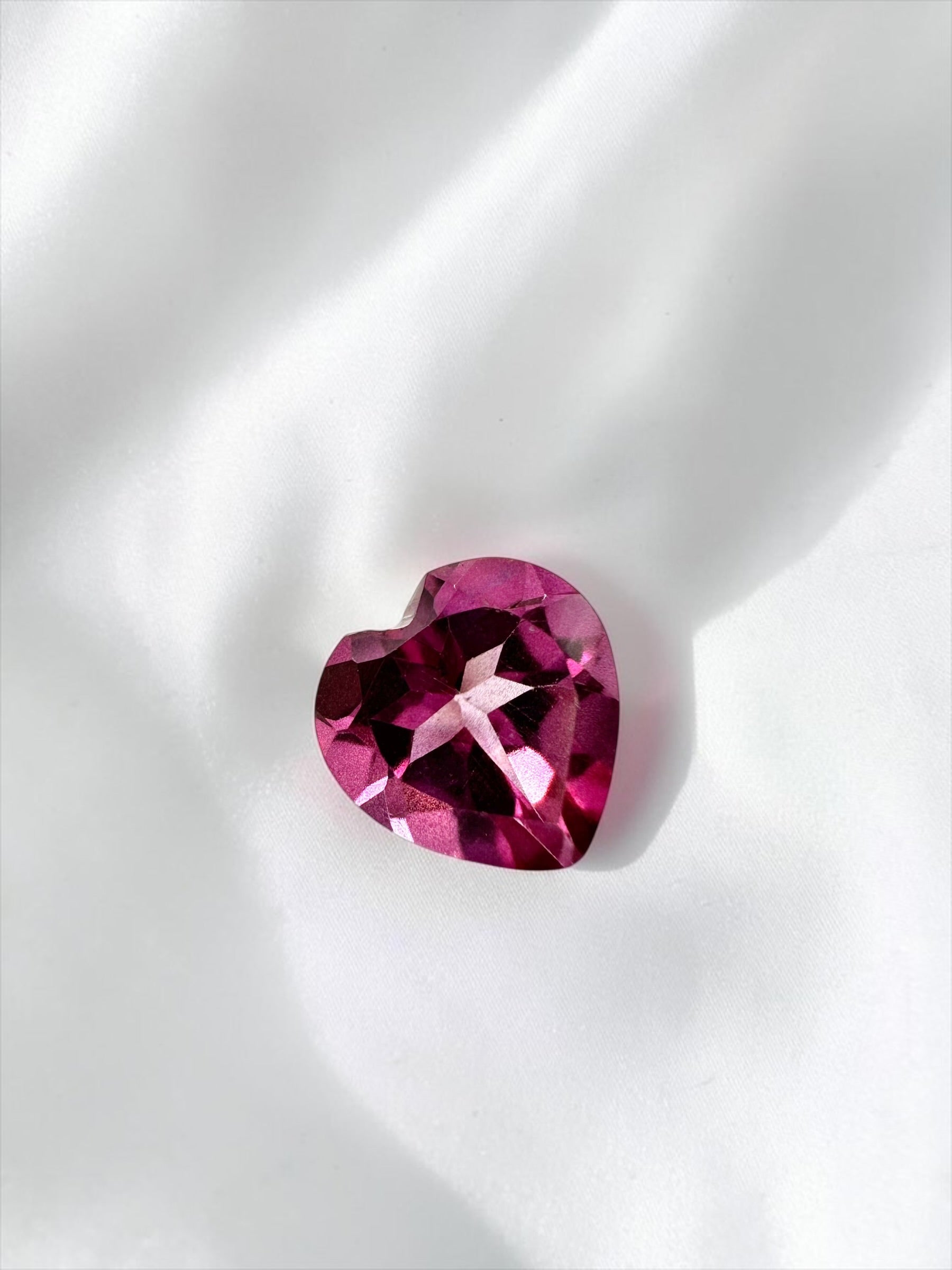 Faceted heart from pink topaz 6 mm from Brazil – random piece - BT15