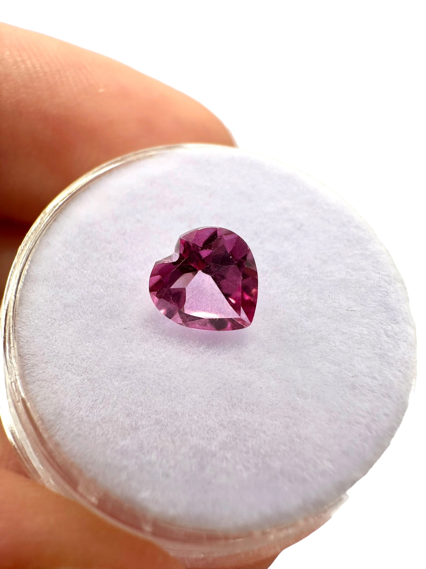 Faceted heart from pink topaz 6 mm from Brazil – random piece - BT15