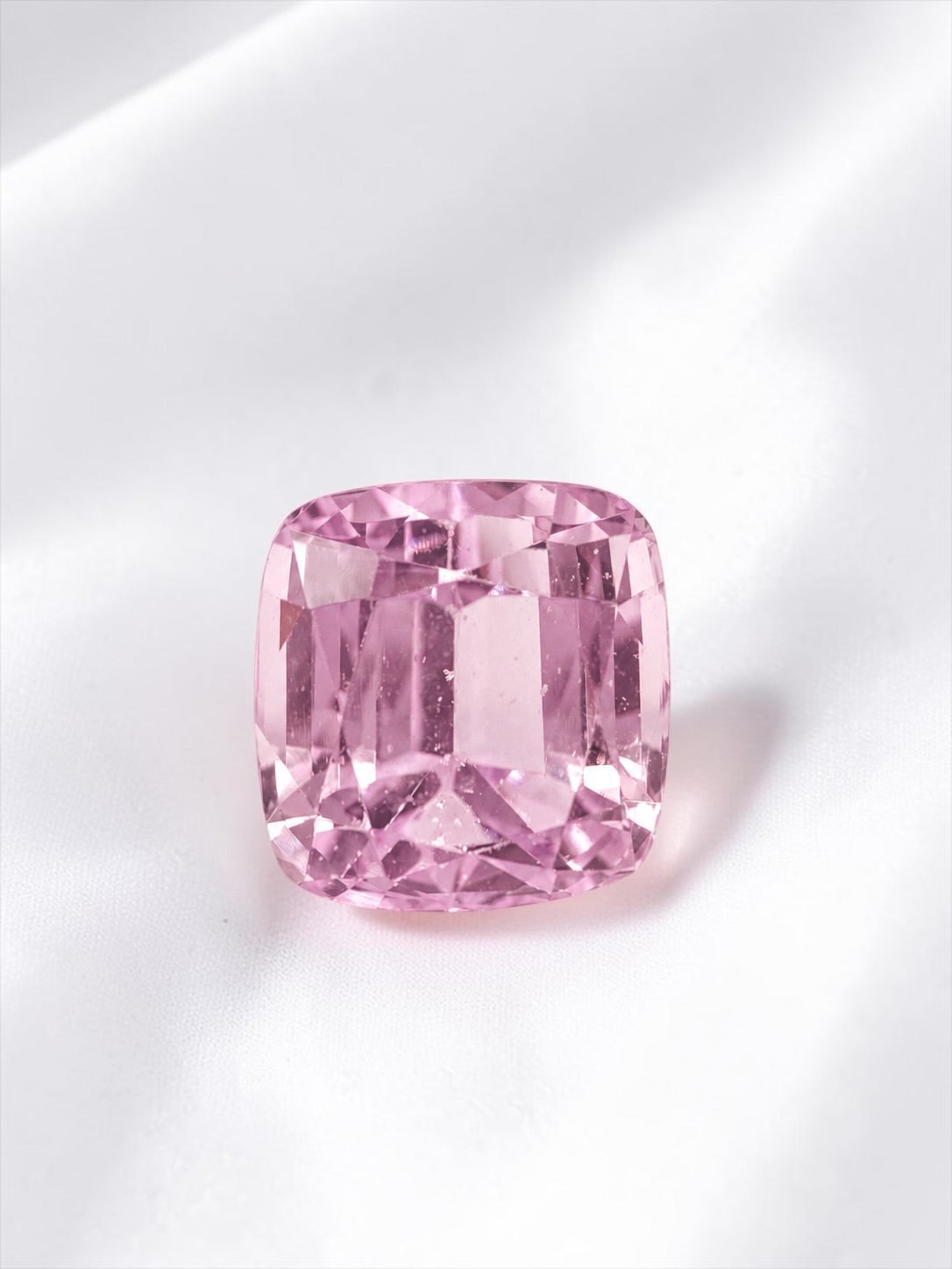 Faceted Kunzite from Afghanistan 12,7ct