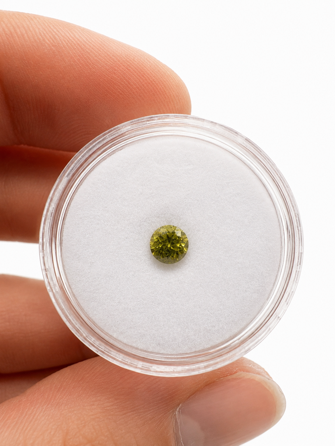 Faceted Green Garnet 4mm – Mali – random piece - BGR11