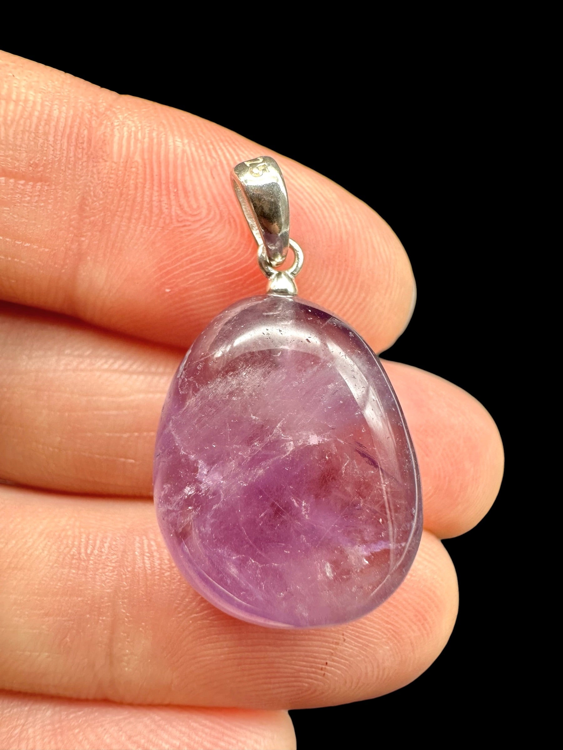 Silver pendant made of amethyst