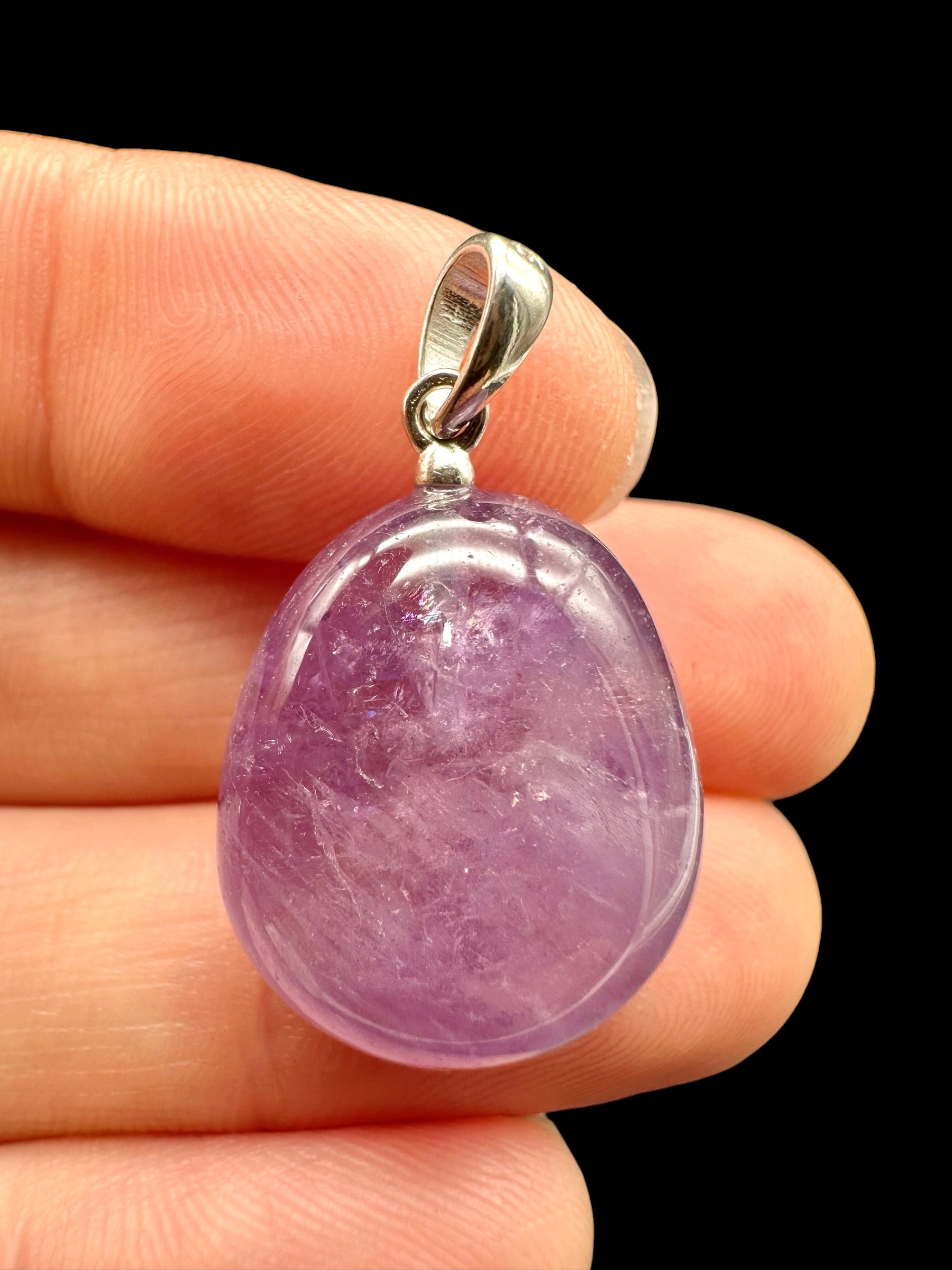 Silver pendant made of amethyst