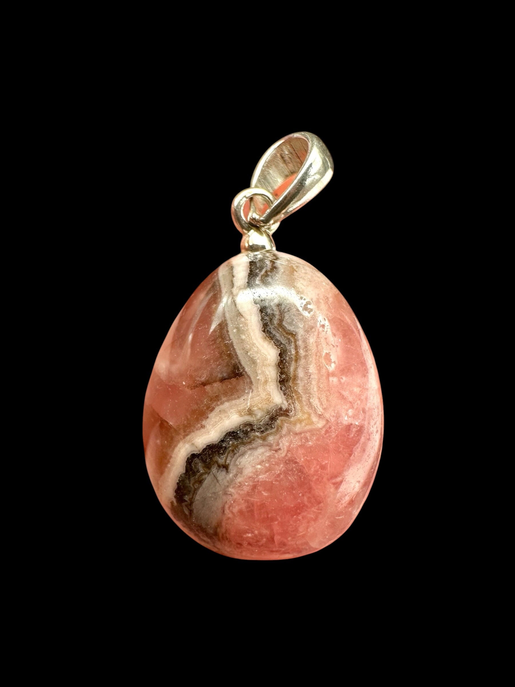 Silver pendant made of rhodochrosite