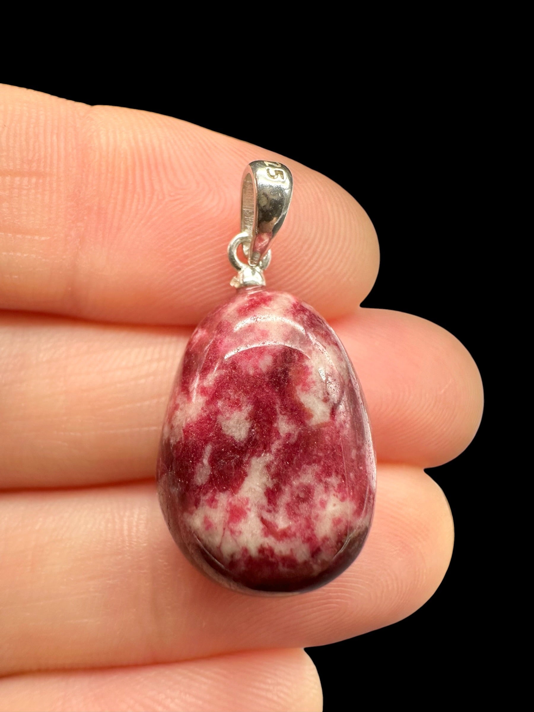 Silver pendant made of thulite - SP/TH02