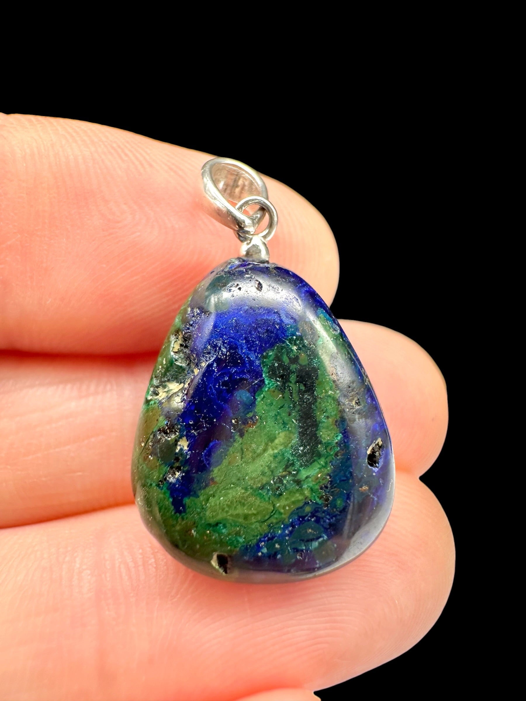 Silver pendant made of azurite with malachite