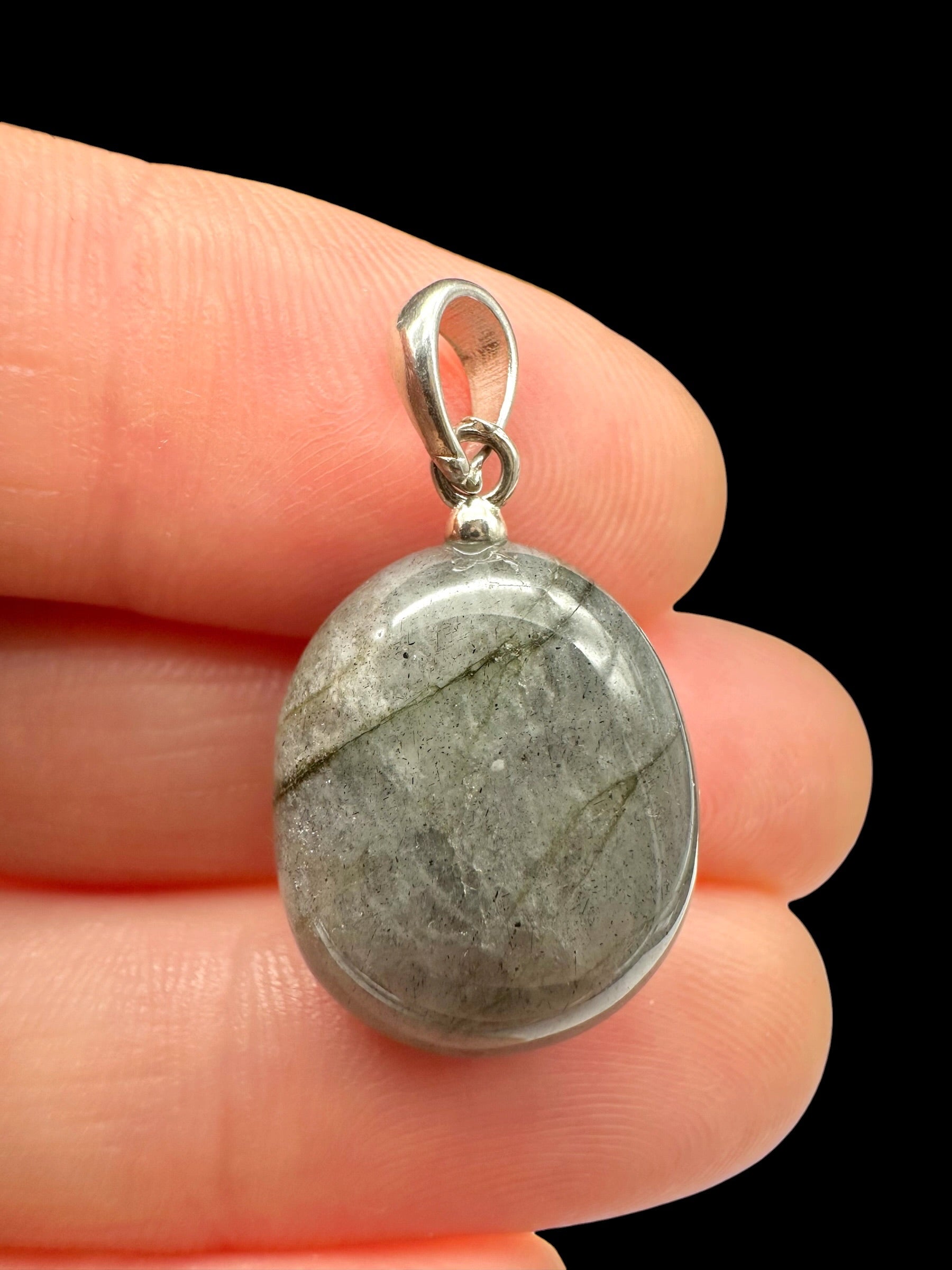 Silver pendant made of labradorite - SP/LB01