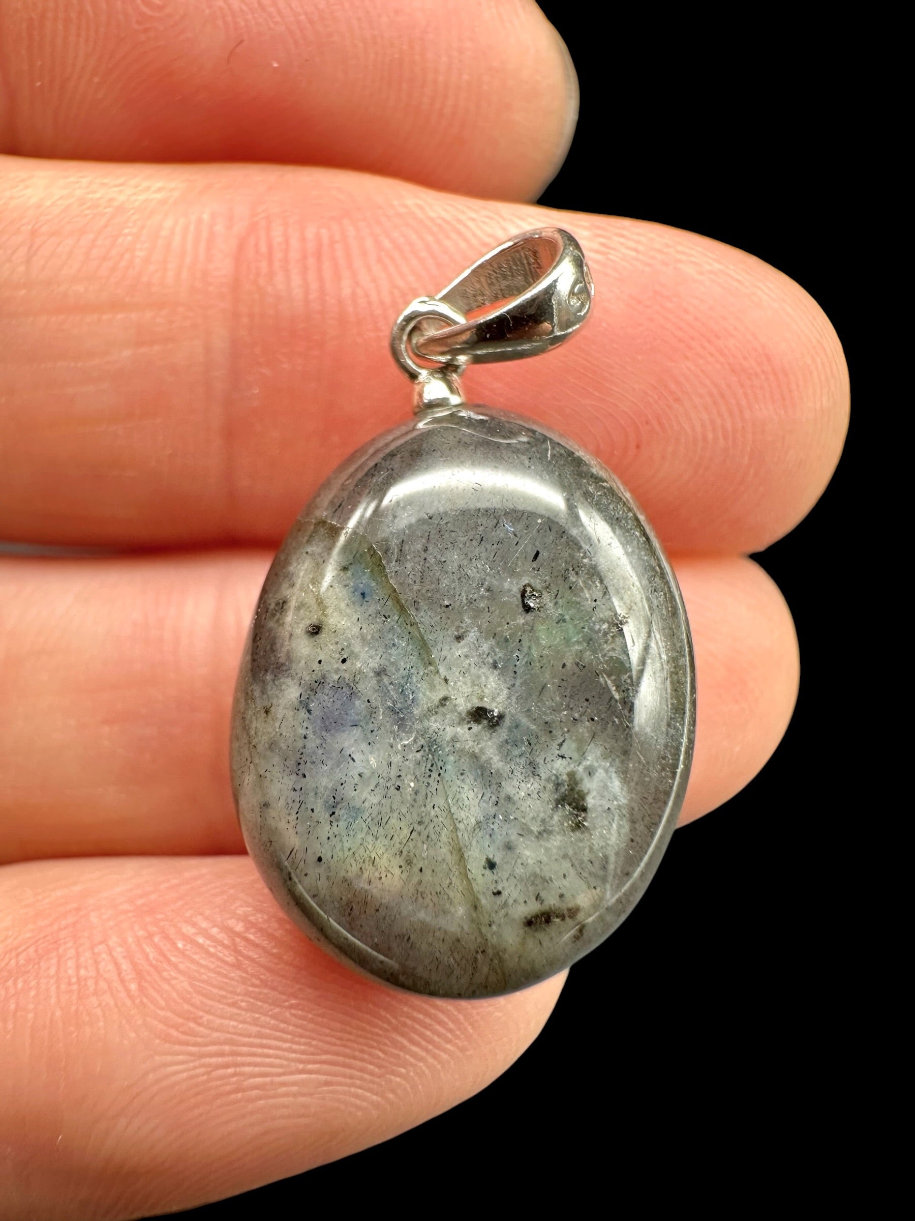 Silver pendant made of labradorite - SP/LB07
